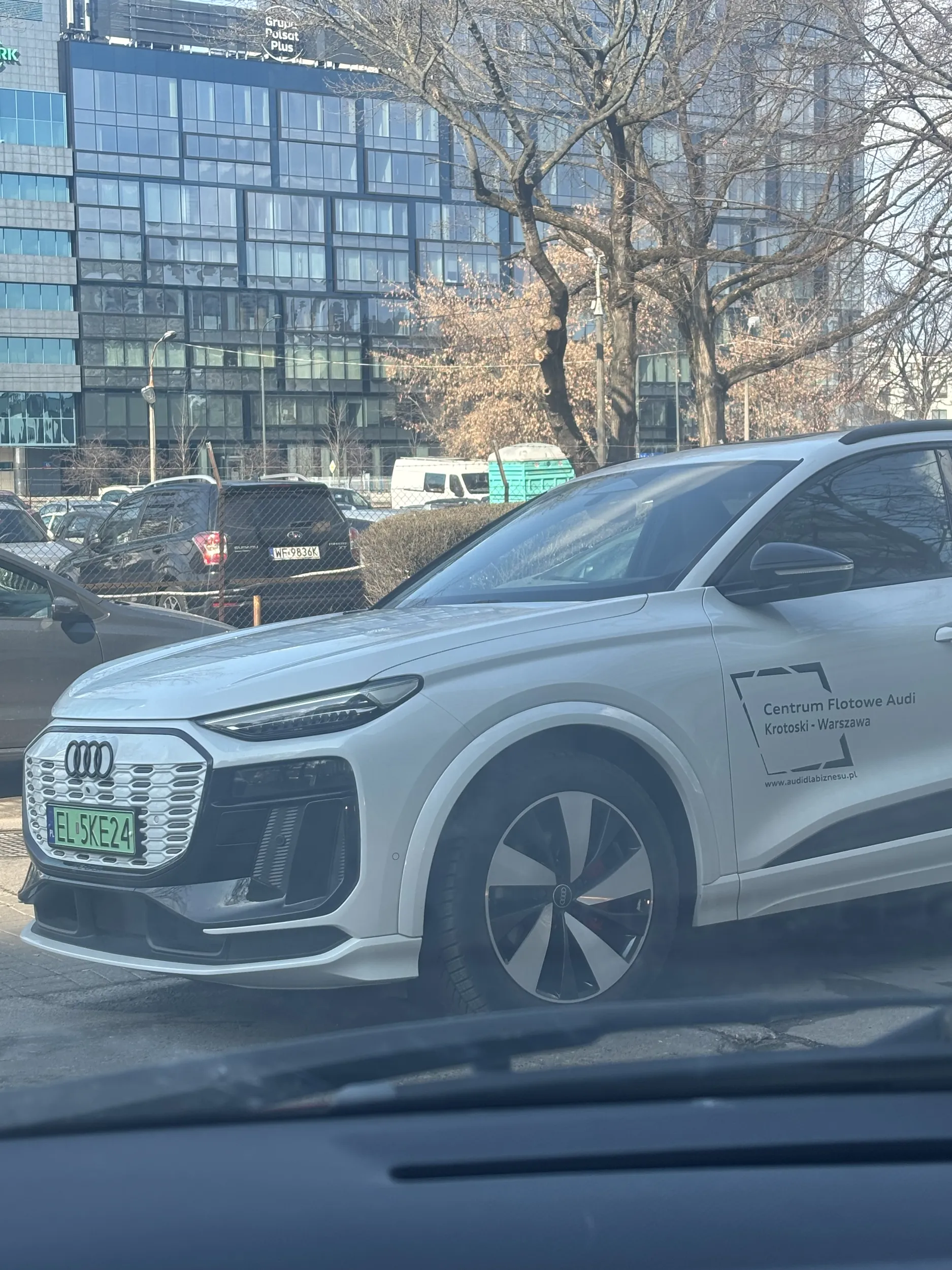 Kolego, z całym szacunkiem, ale miałeś kilka miejsc obok i zamiast tego zablokowałeś wyjazd z pod bloku