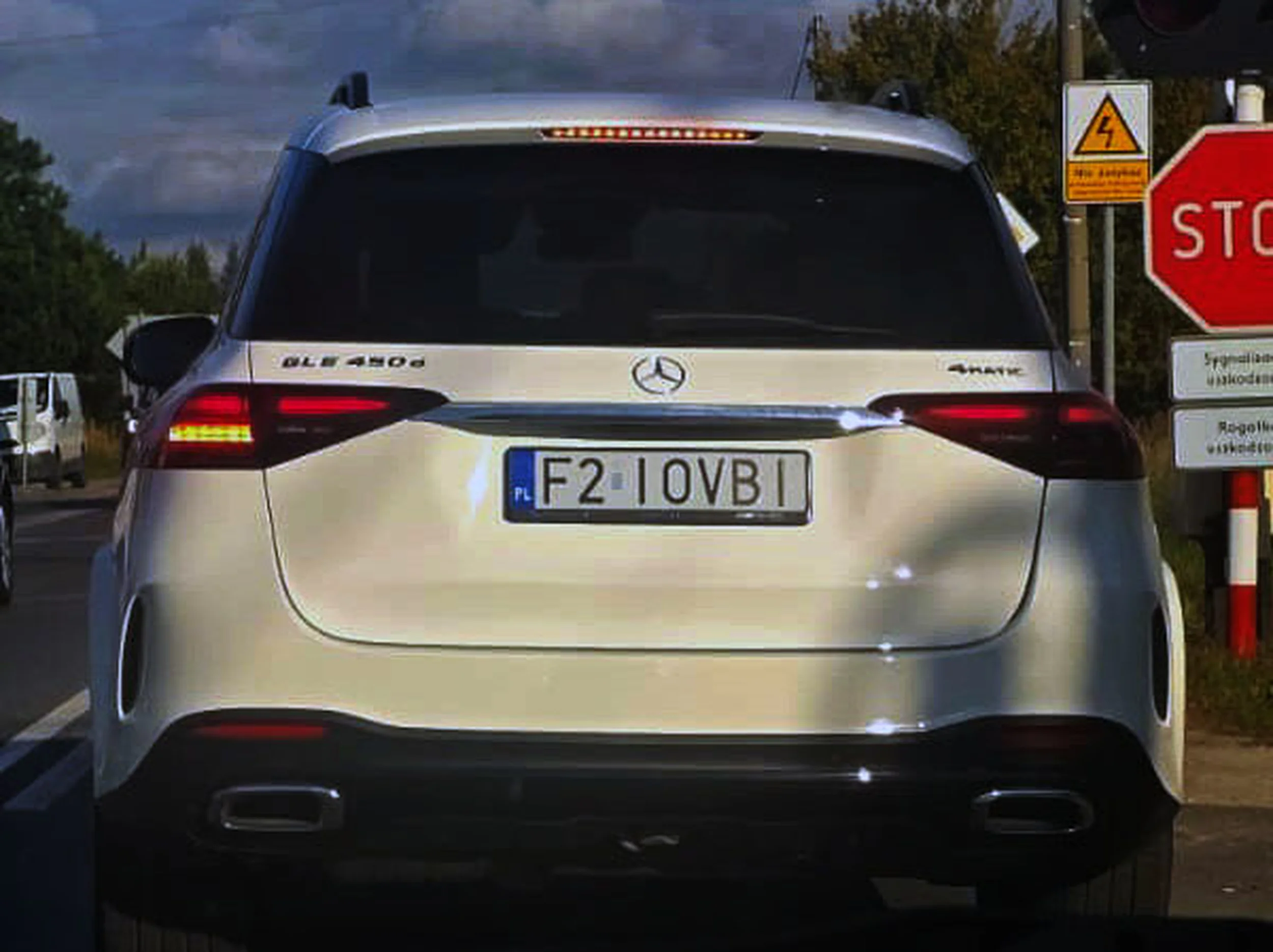 Fajny numer, blacha F2 IOVBI