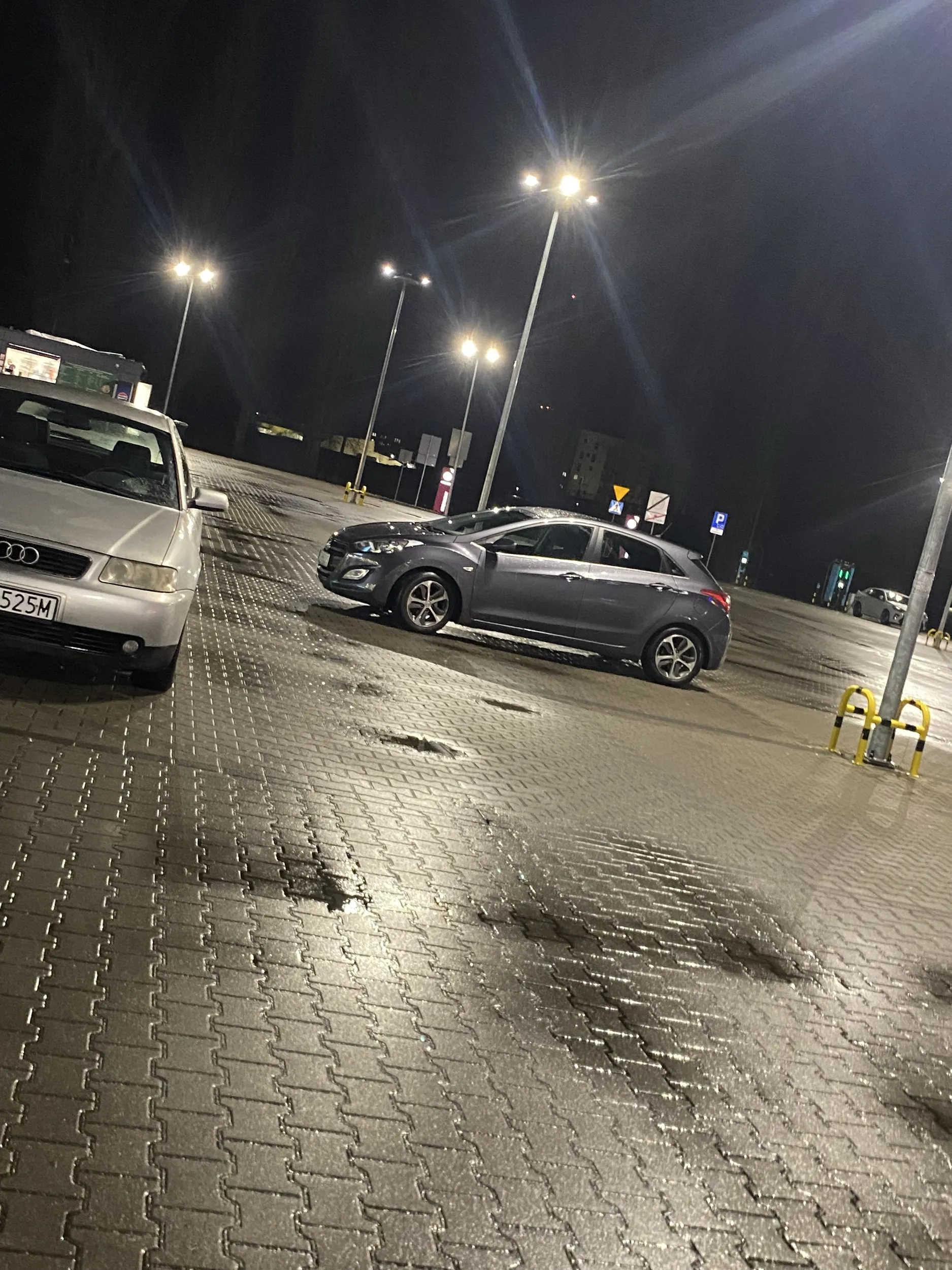 Kolorowankę trzeba kupić dla tego kierowcy