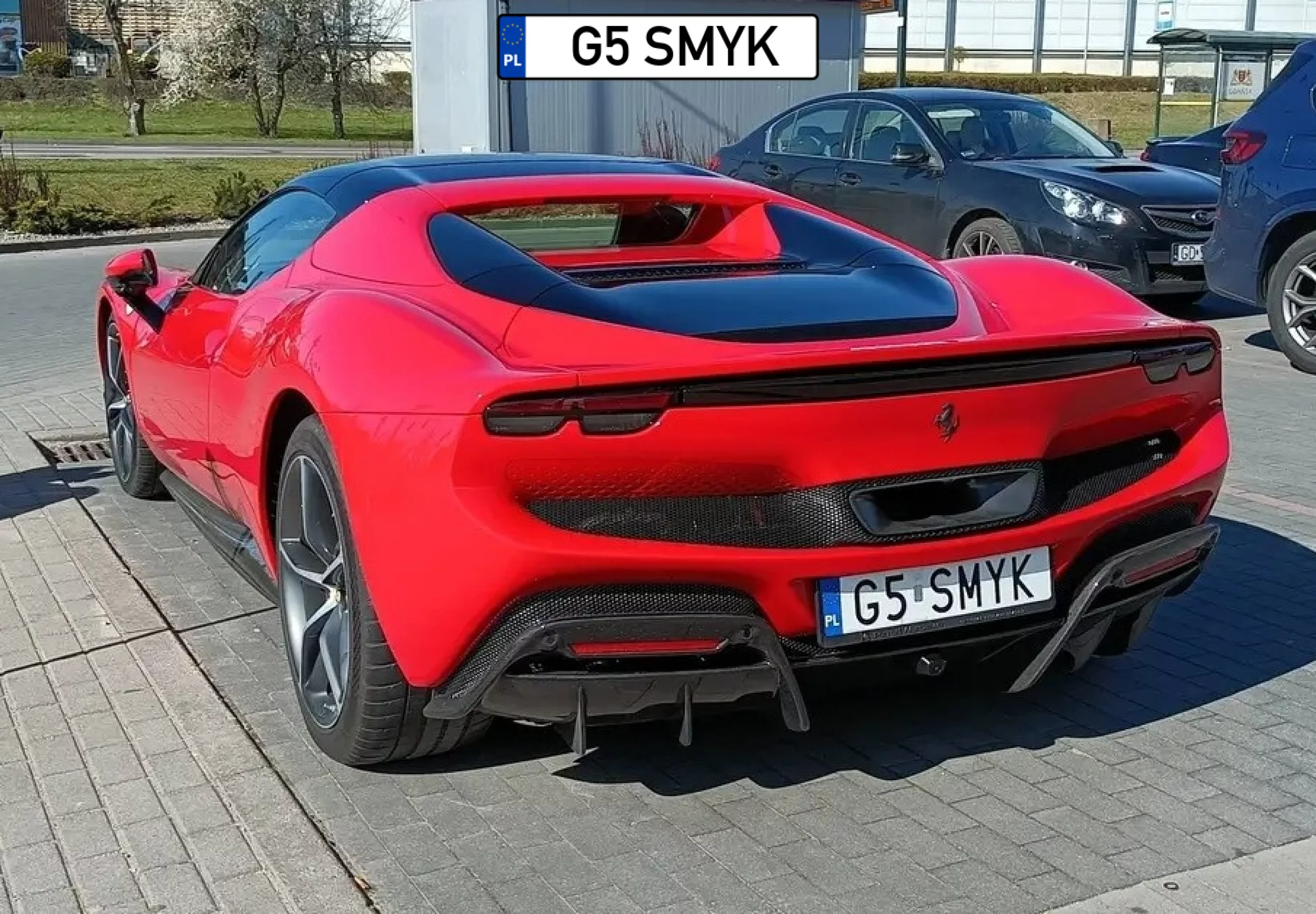 Ferrari 296 GTB 3,0 V6 (830 KM) A8 F1 DCT