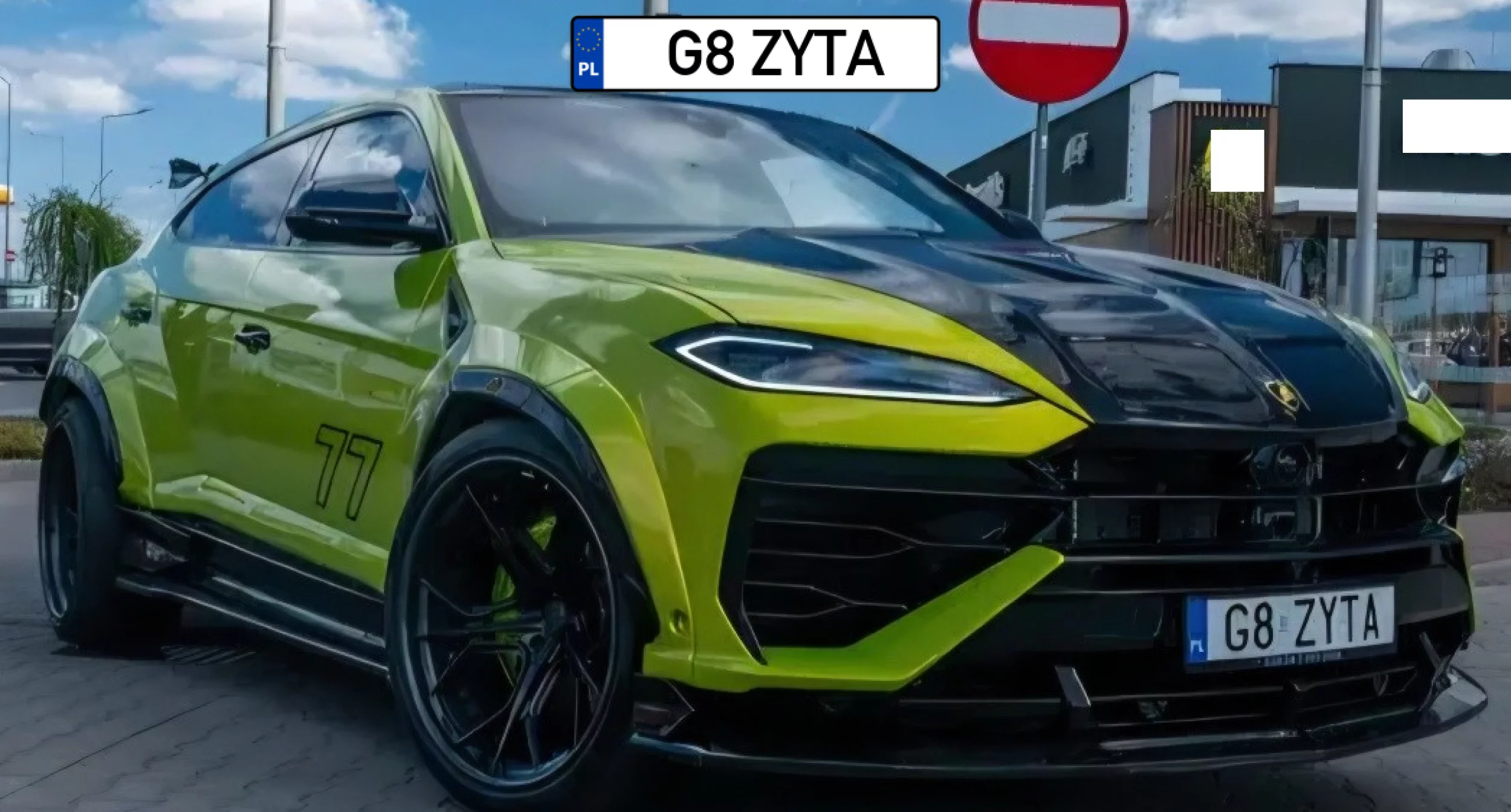 G8ZYTA Lambo