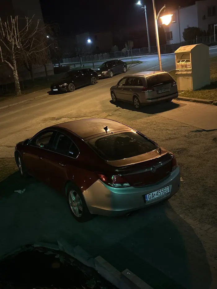 Złe parkowanie na zakazie