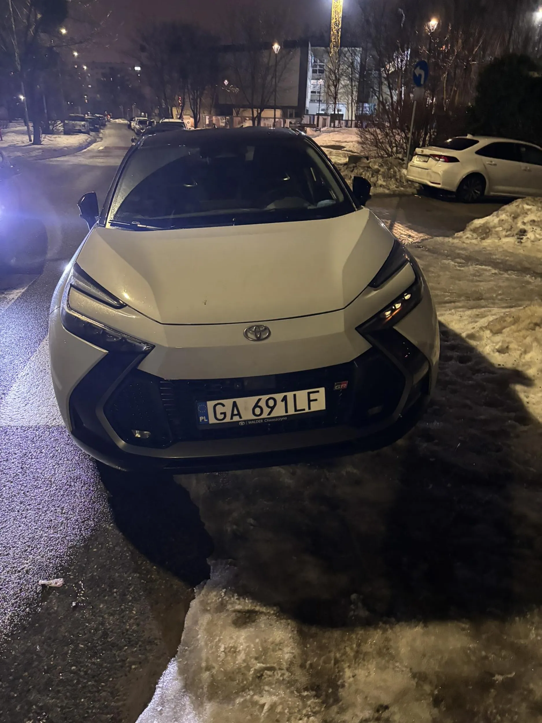 No już perfidniej na pasach sie stanąć chyba nie da panie kierowco