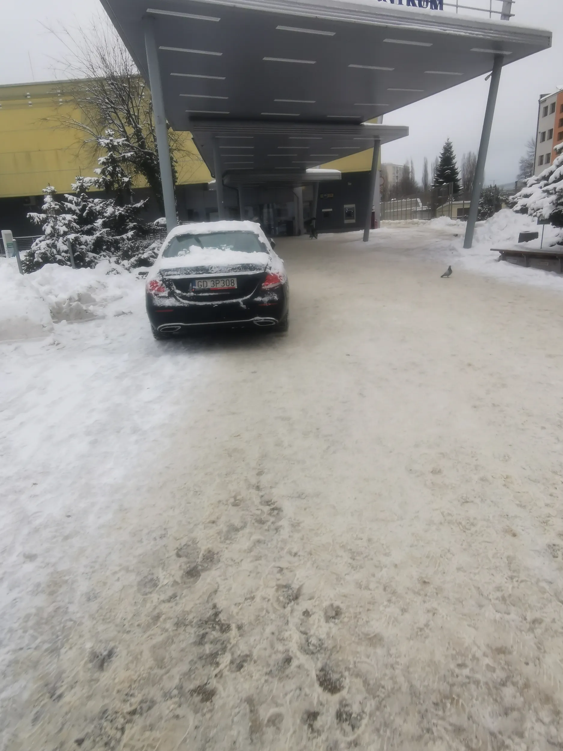 Szkoda że do środka nie udało się wjechać