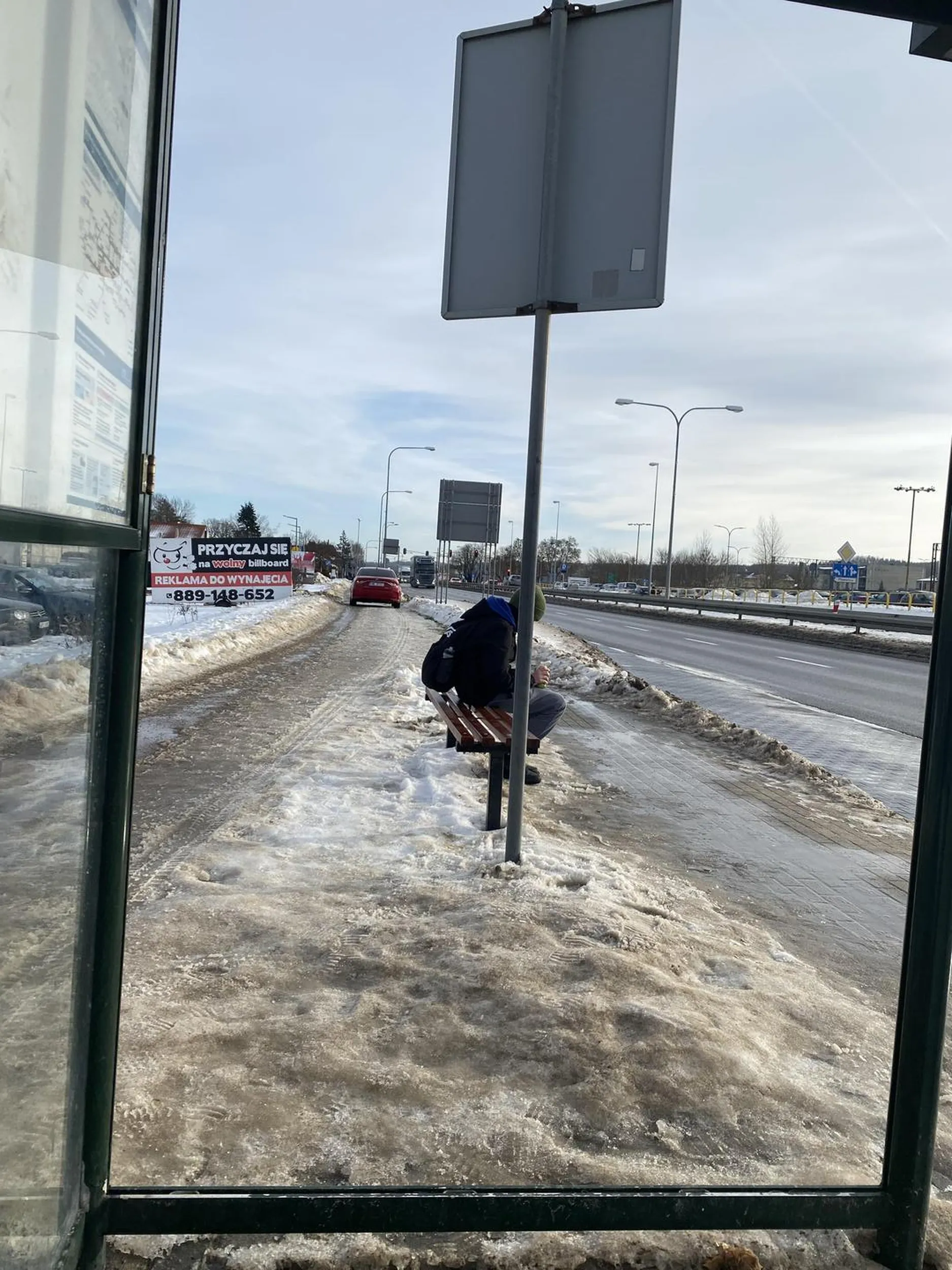 piekna jazda po drodze rowerowej i chodniku