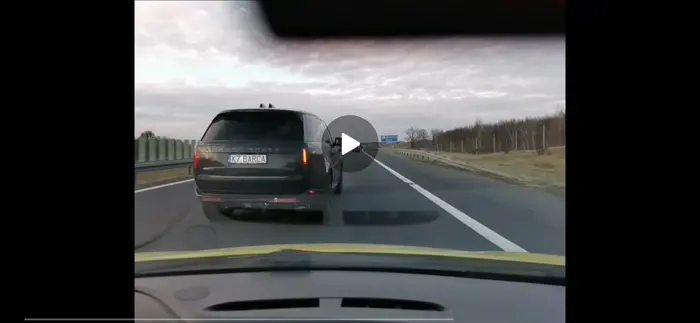 Na przyszłość kolego nie zdziw się jak ktoś się wpasuje w ten twój bagażnik. Nikt nie będzie hamował z impetem mając za sobą ciężarówkę. Sprawa zgłoszona na policję.