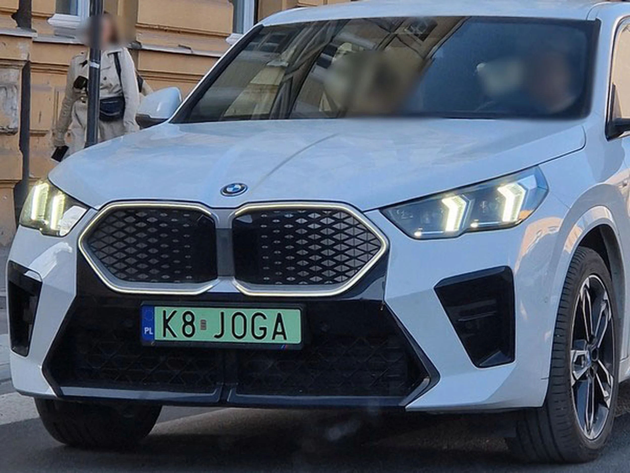 Fajny numer, blacha K8 JOGA