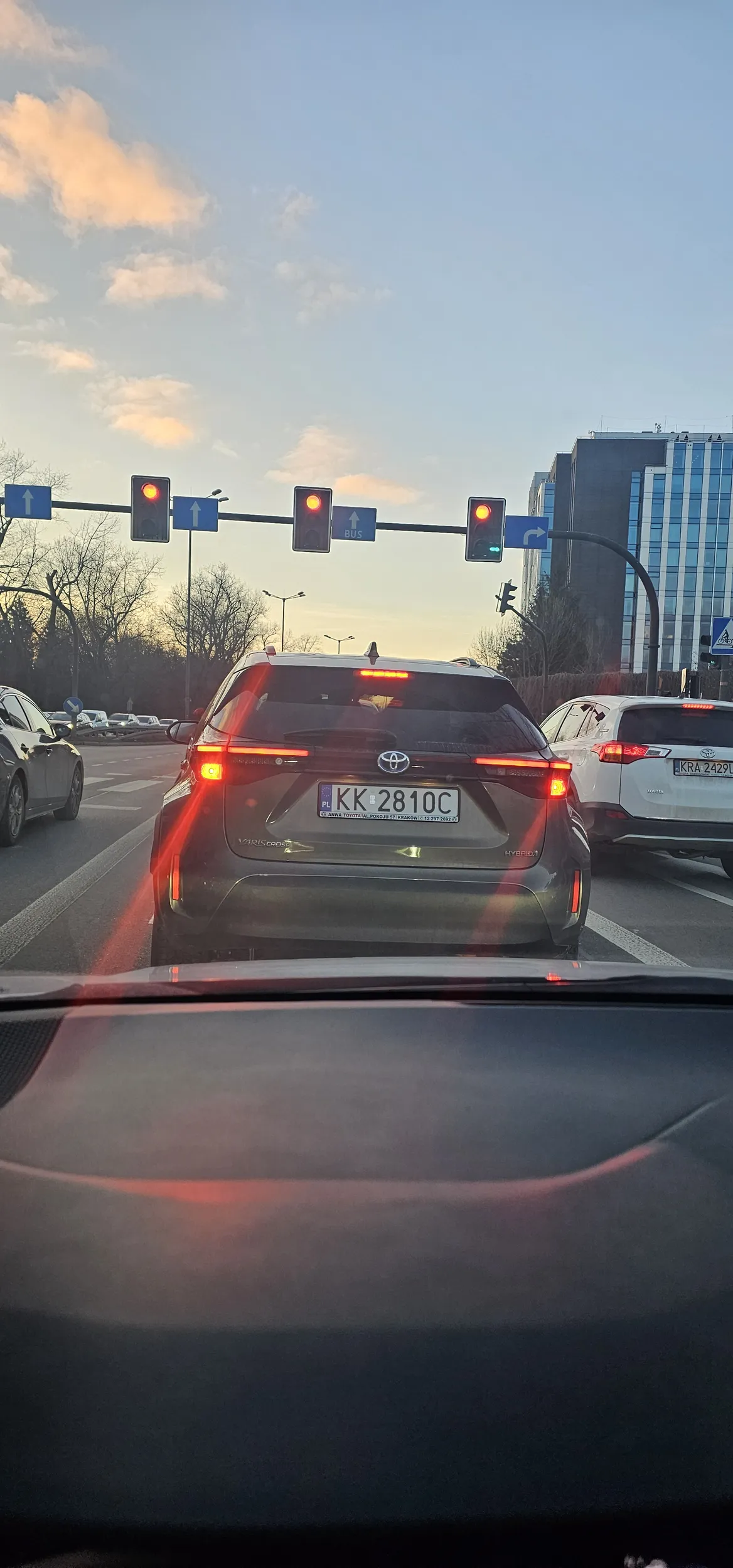 Półgłówek. Nie wie do czego służy buspas