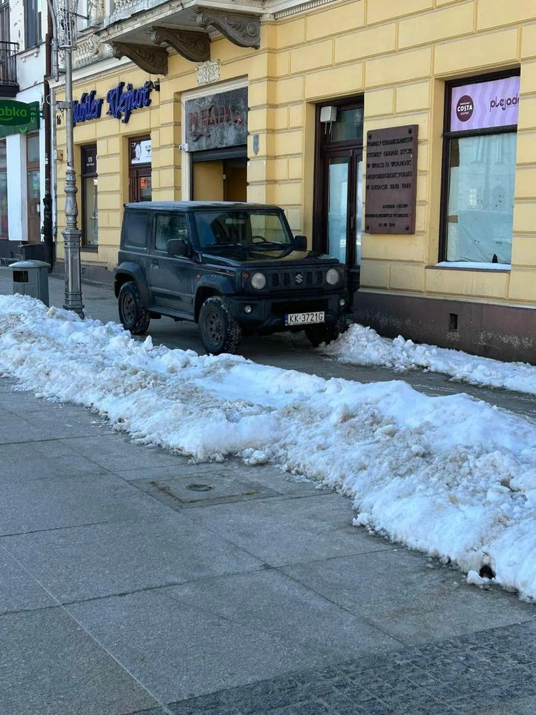 To jest chodnik Chooodnik Choooooodnik !!!!!!!!!!!!!!!!