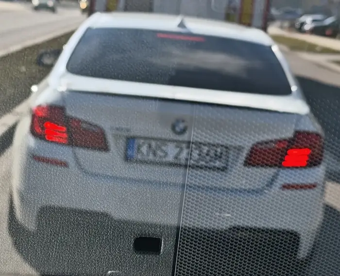 Jednym słowem tępa baba. Papa kupili samochód odpowiedniej marki osobie bez mózgu. Gratulacje