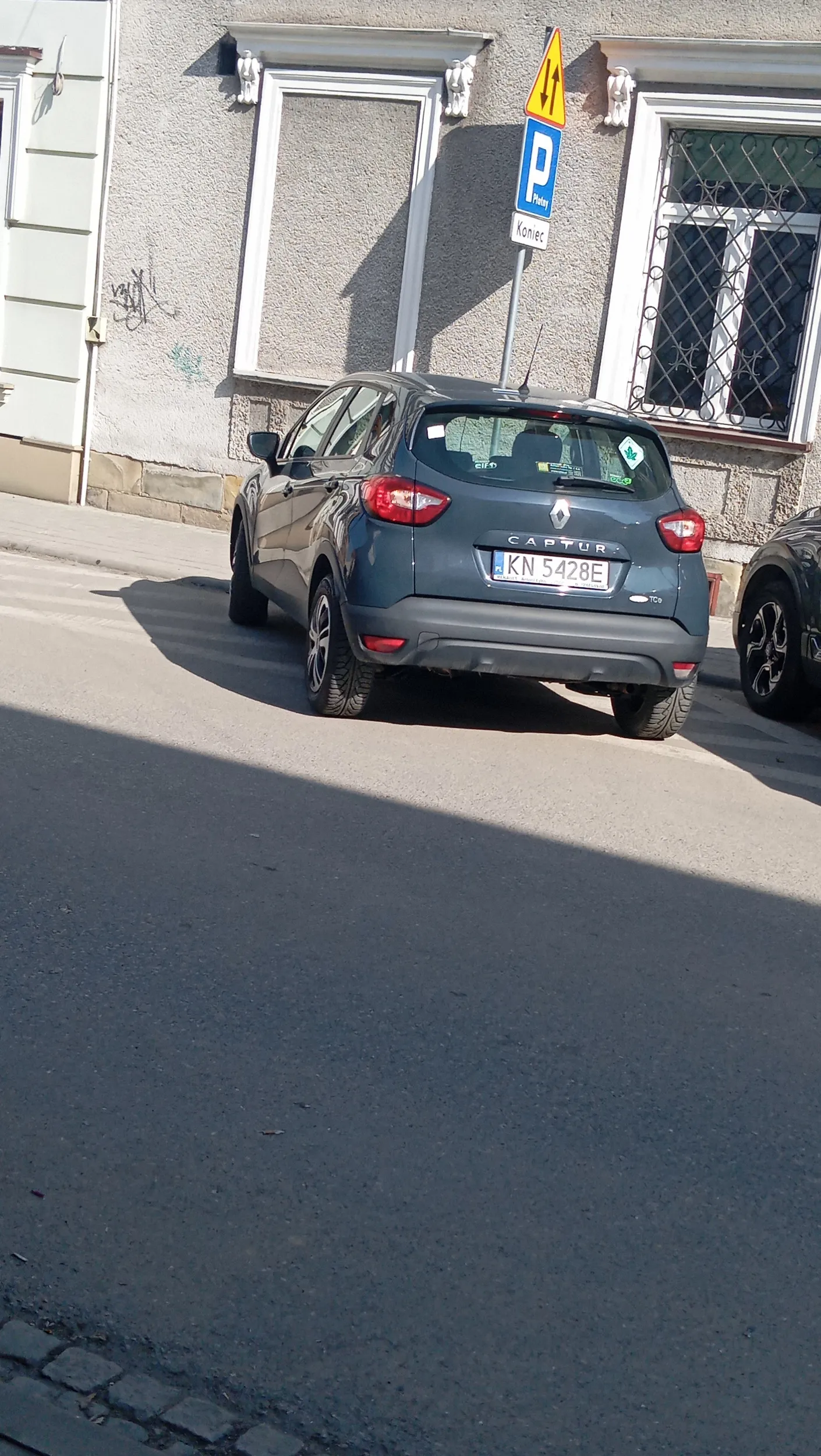 Pan Tobiasz zaparkował na zakazie zatrzymywania potrącając przy tym mojego syna Michałka