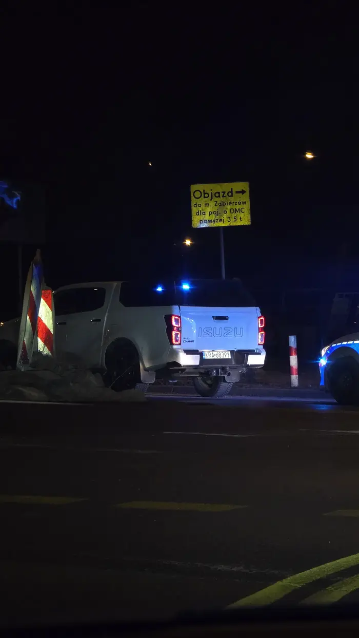 Radiowóz nieoznakowany