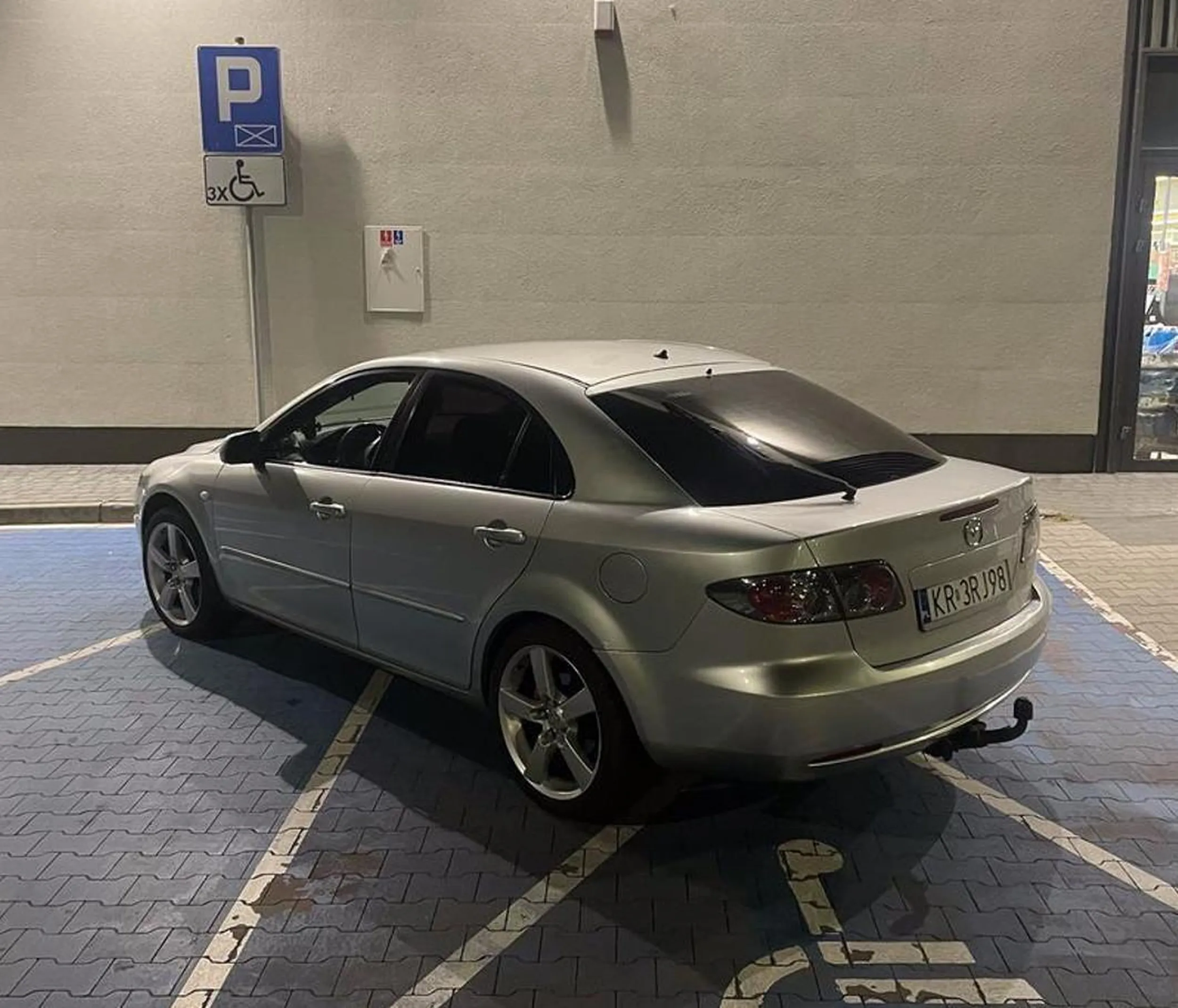 głąb niepełnosprawny, ale tylko umysłowo