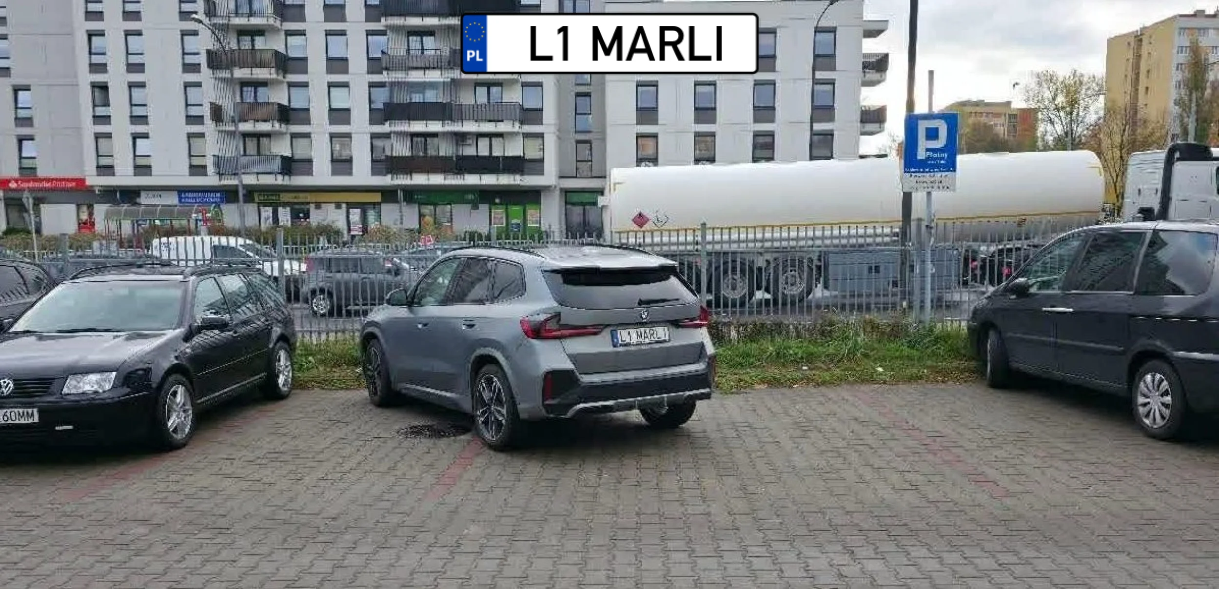 Po prostu kolejny $uj