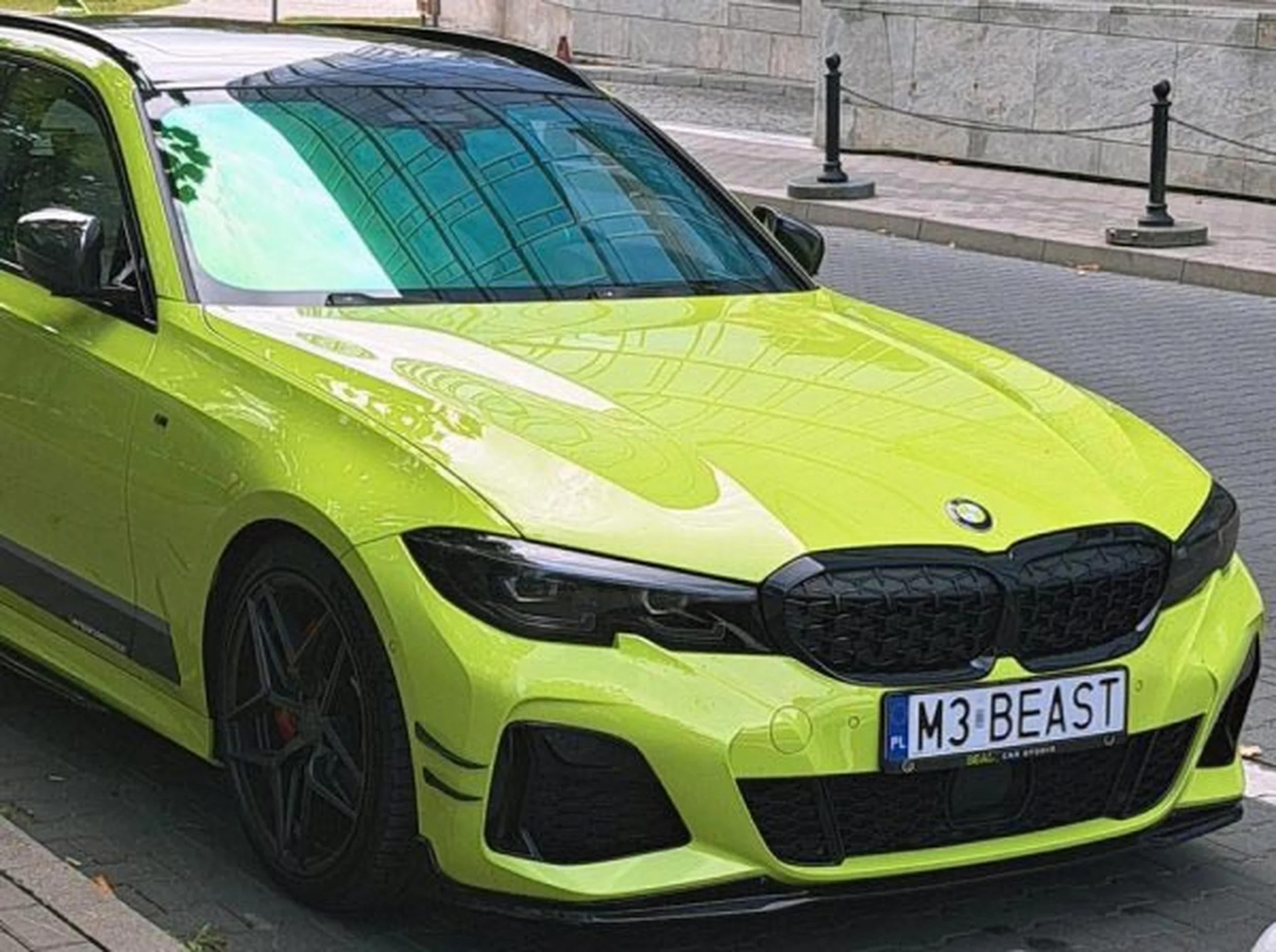 Fajny numer, blacha M3 BEAST