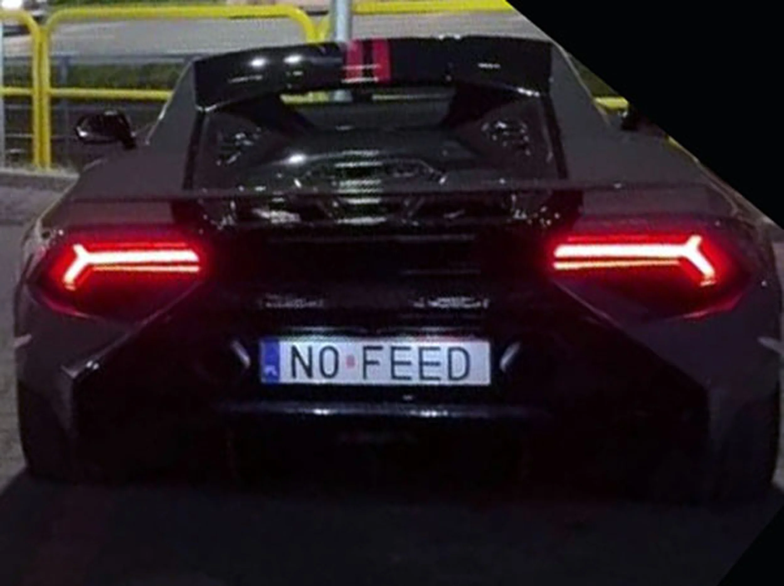 Fajny numer, blacha N0 FEED