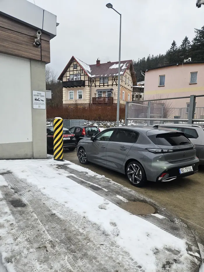 Blokuje na dostawczaki