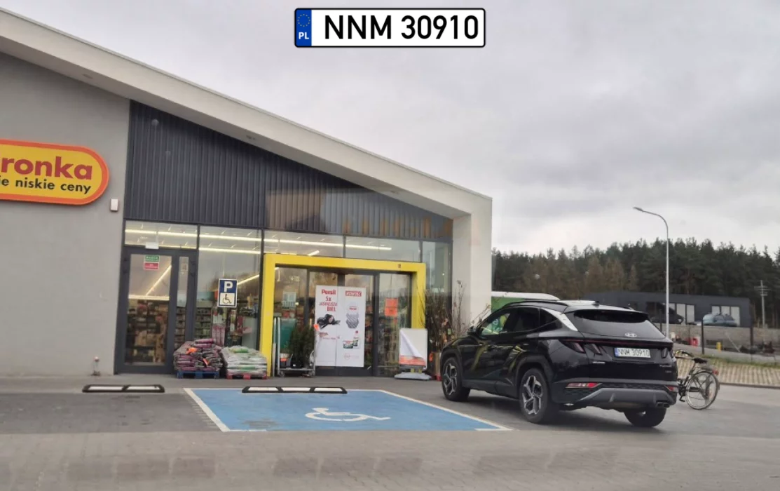 A potem lament, że ktoś uderzył koszykiem. Ważne, że miał blisko.