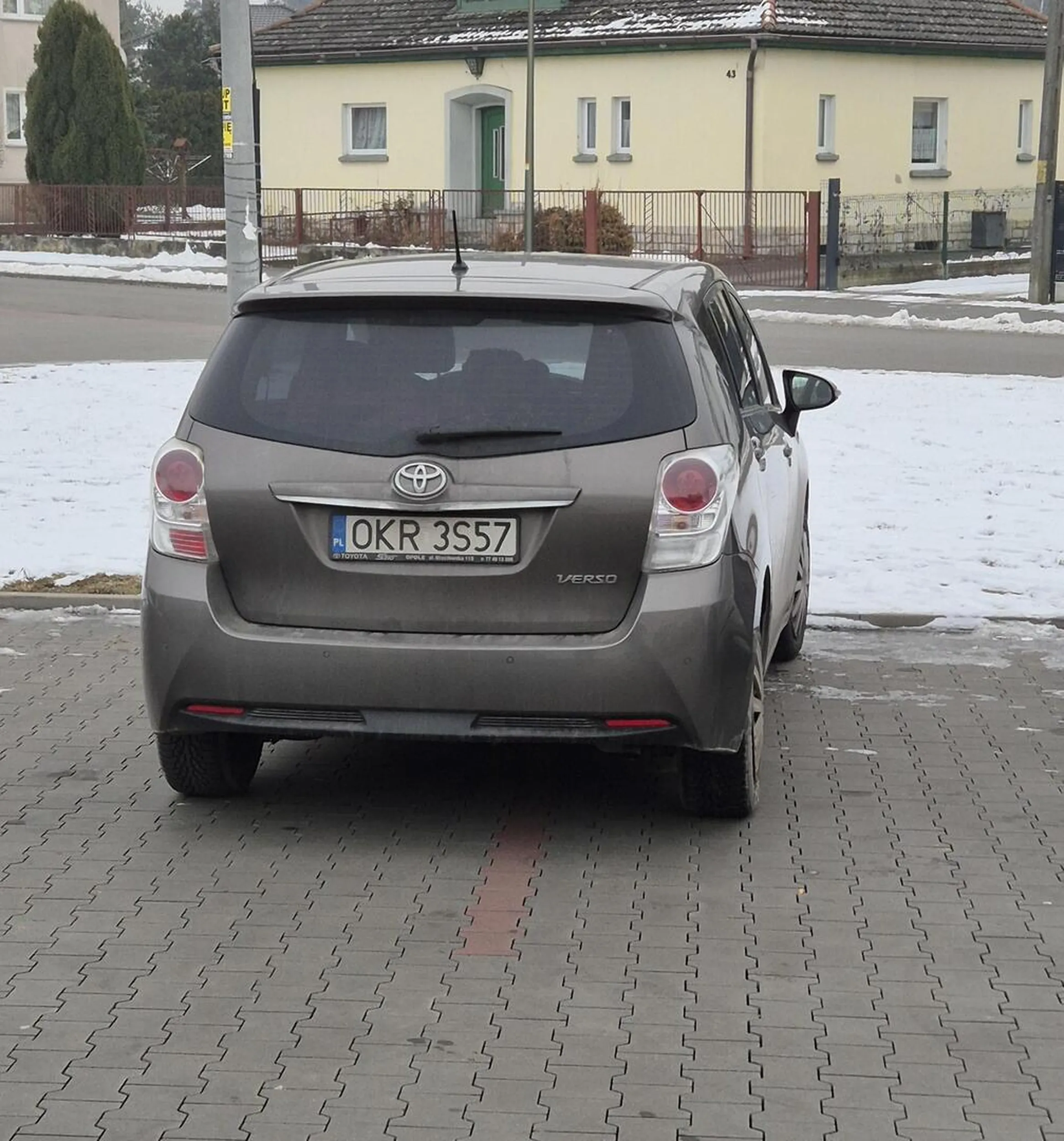 Kierowca tego samochodu nie potrafi poprawnie zapracować