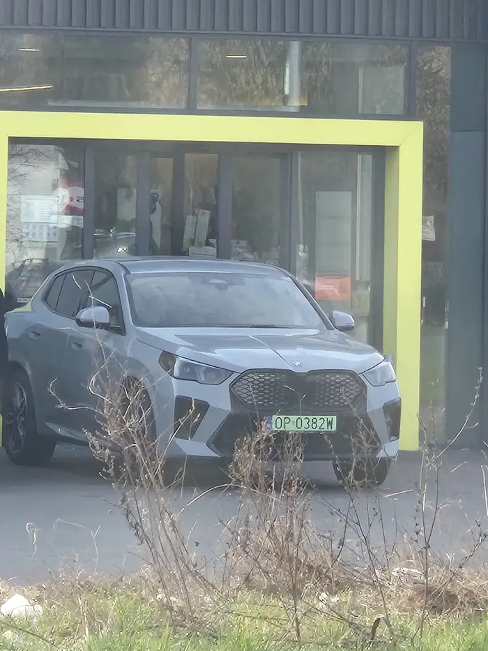 Nie mam słów... wejście zablokowane, a 90% parkingu puste...