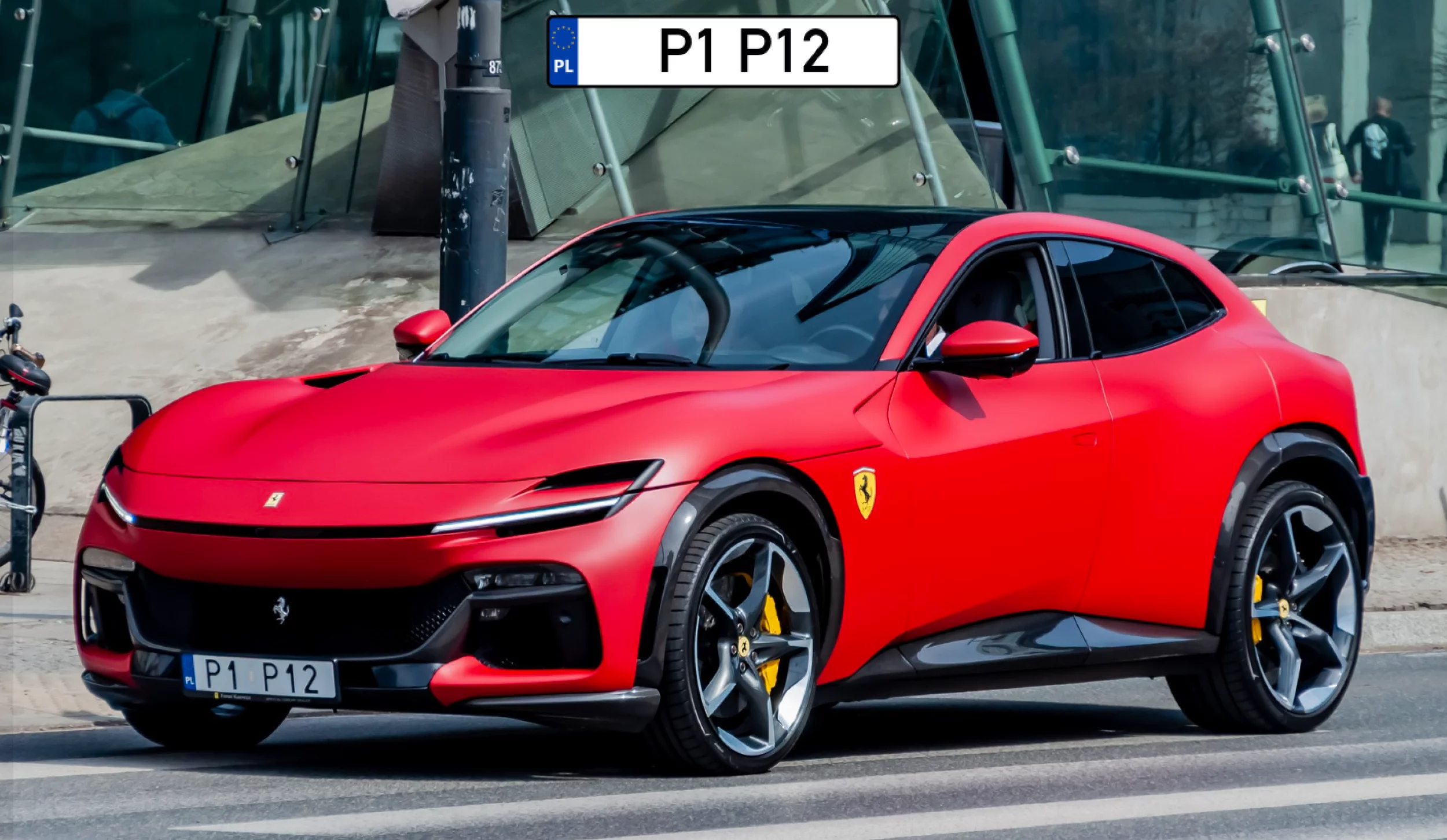 P1P12 Ferrari Purosangue Wygląda jak elektryczne ale to benzyniak 6,5L