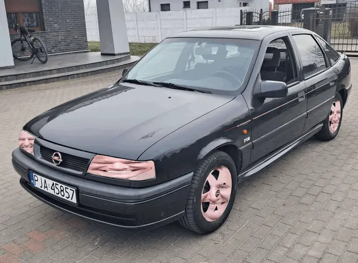porażka.. chłopowi ciągle spada łancuch..., opel to porarzka
