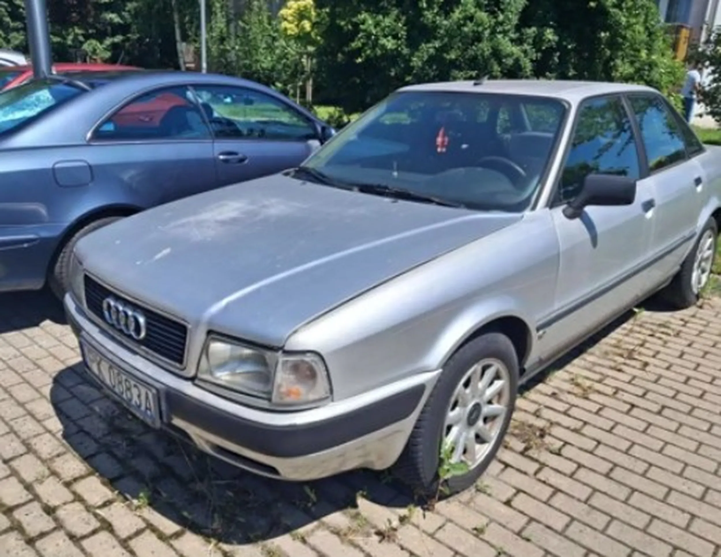 Stoi tam 2 lata Audi Quatro w Poznaniu