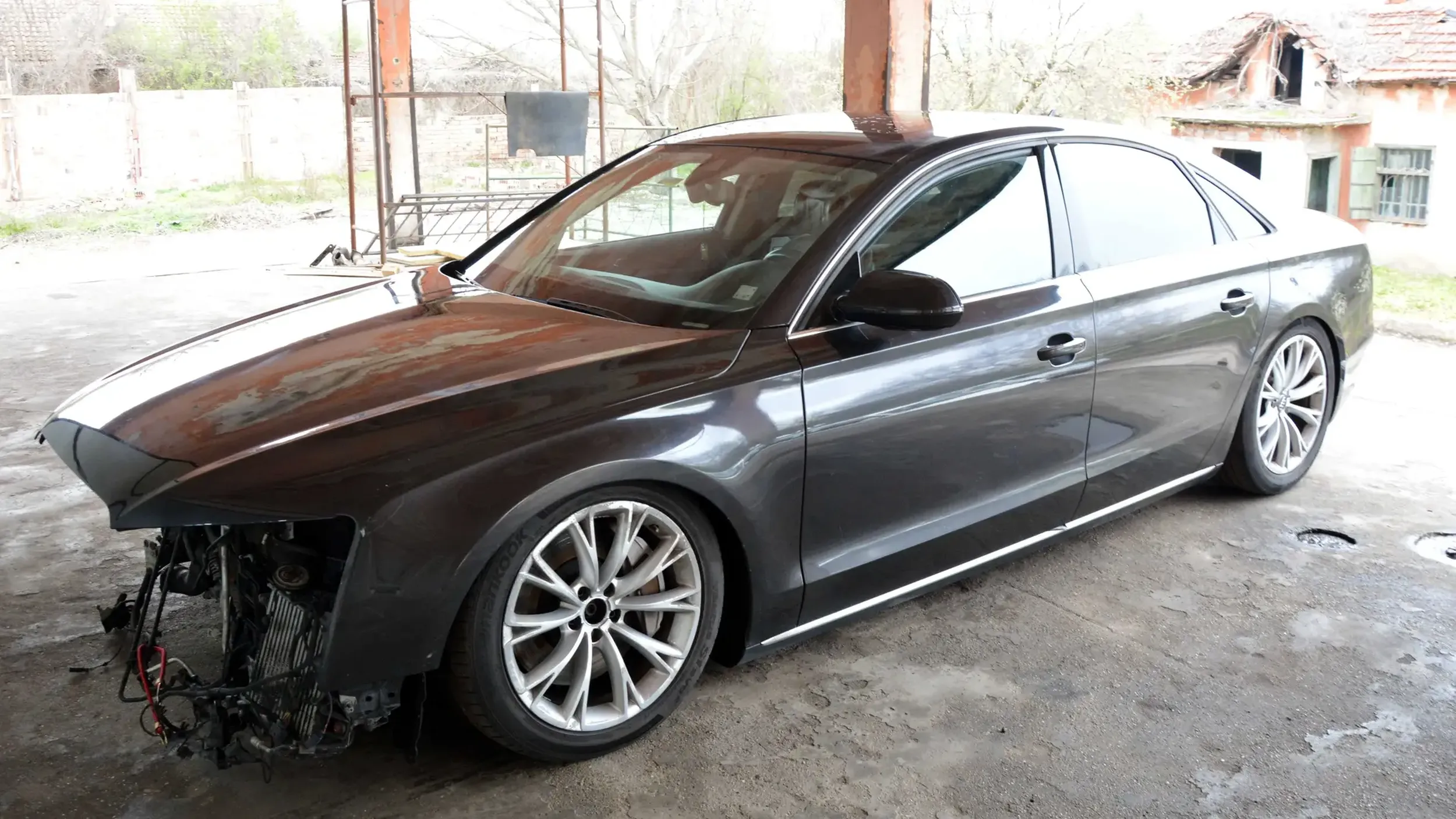 wariat!!!!!! jezdzi po polach 1.8 turno a mocy jak w cinquecento