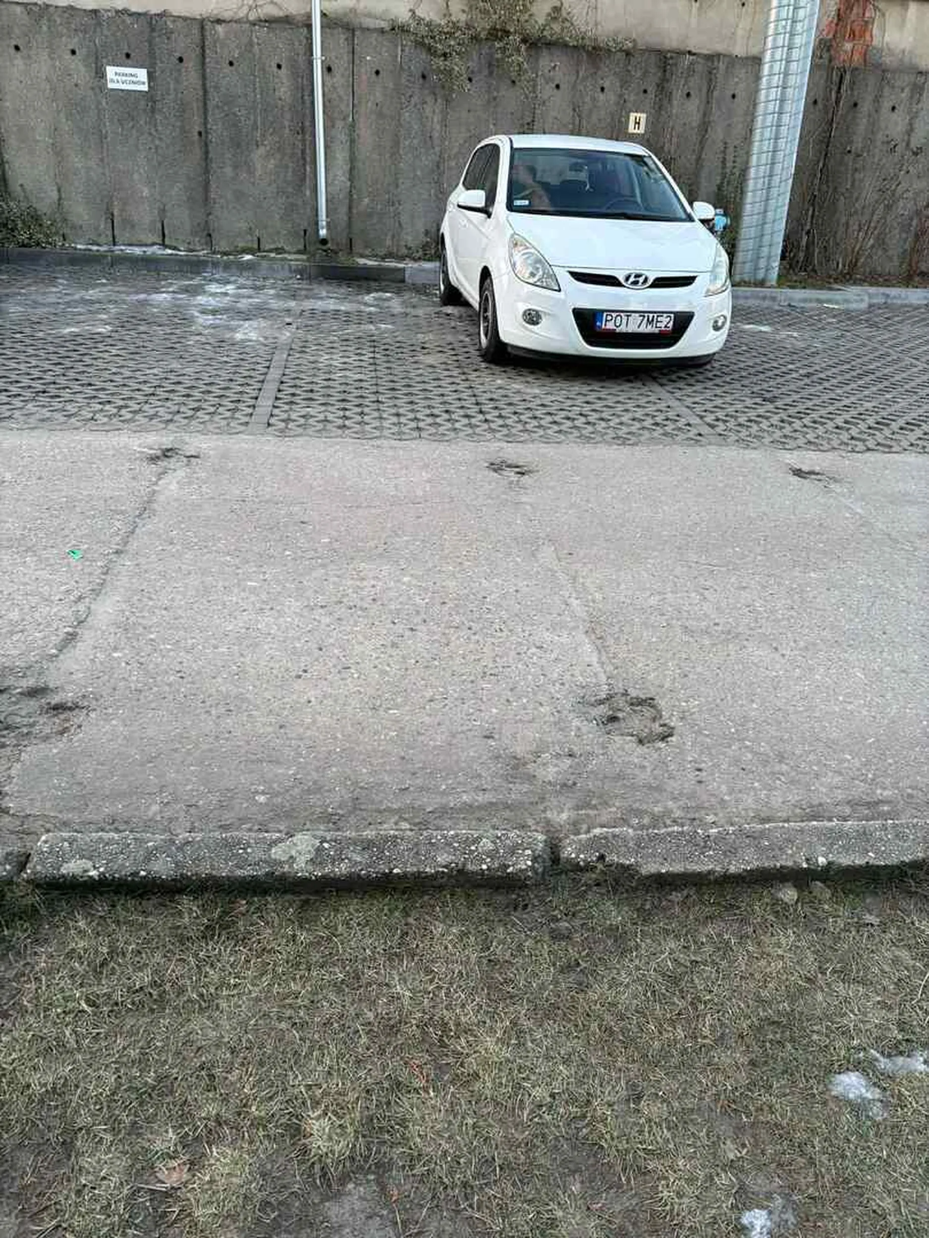 Gratulacje umiejętności parkowania.