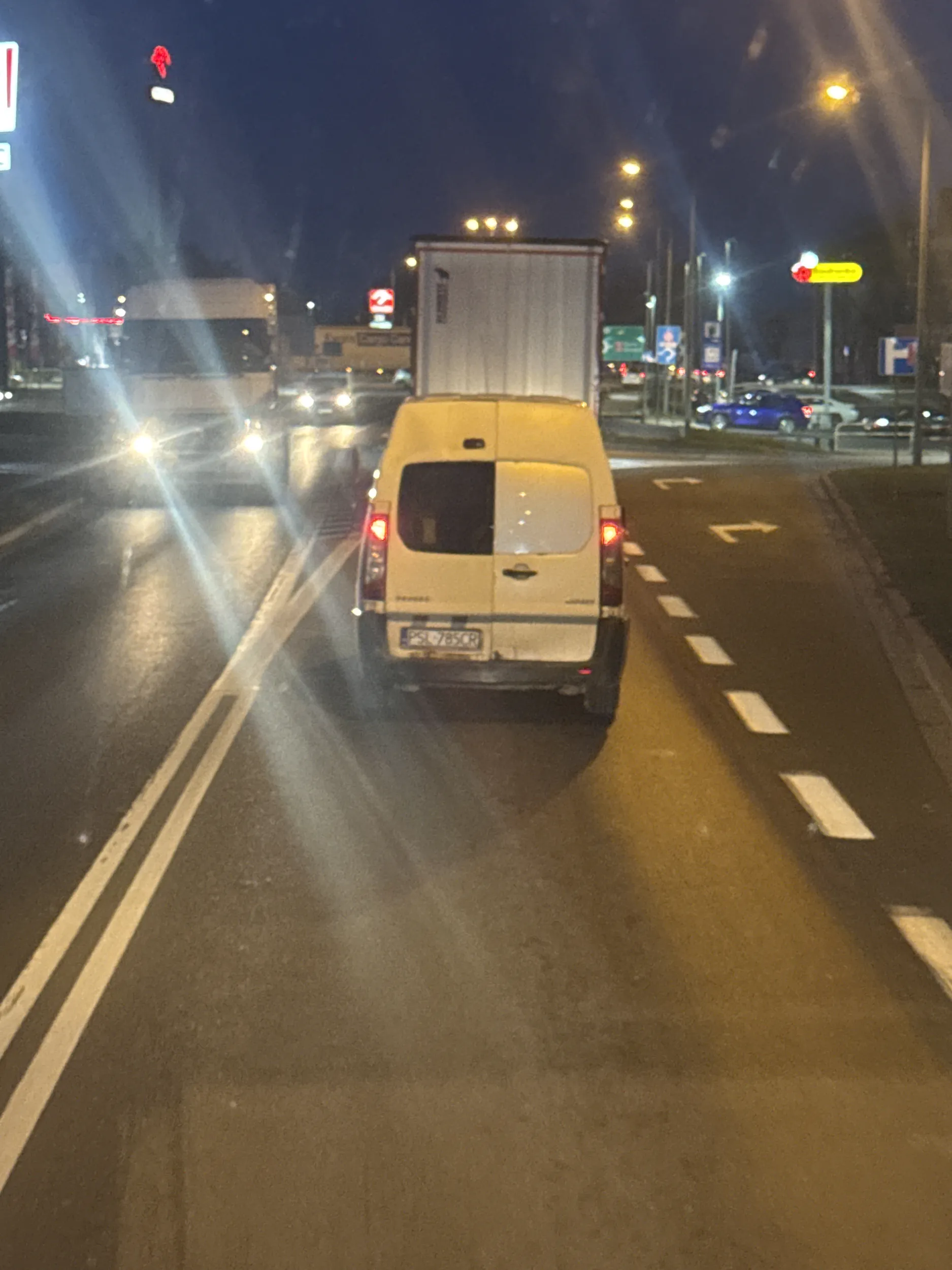 Słupecka Ku**a. Polecam odnowić kurs prawa jazdy. Zagrożenie dla wszystkich uczestników ruchu