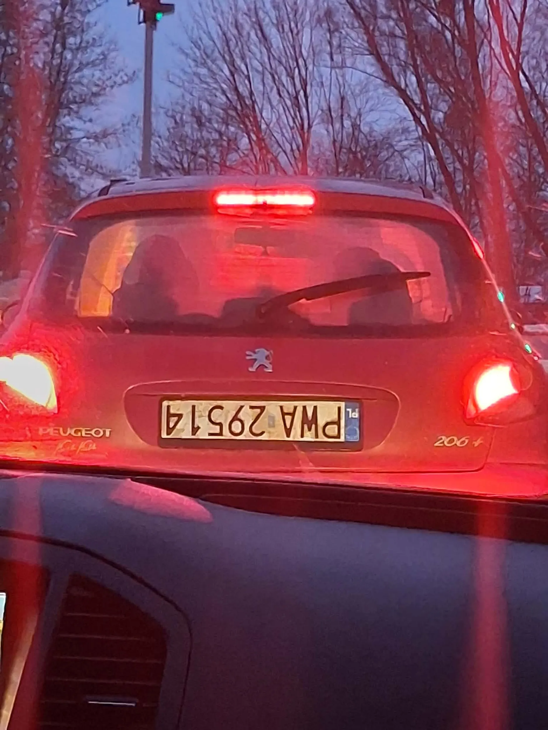 Coś ci się odwróciło chyba