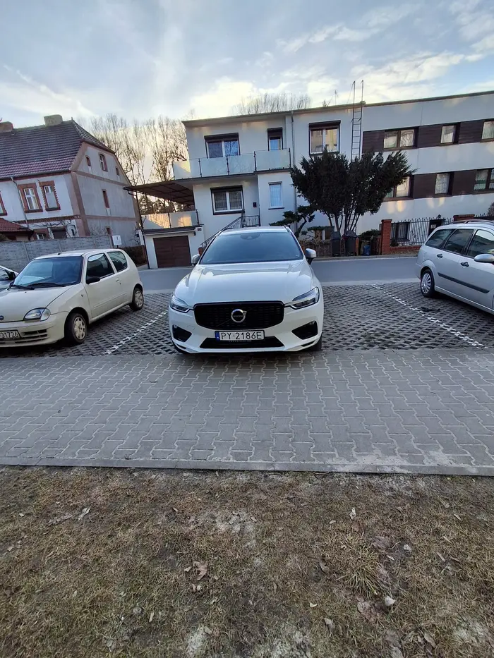 Naucz się parkować złamasie