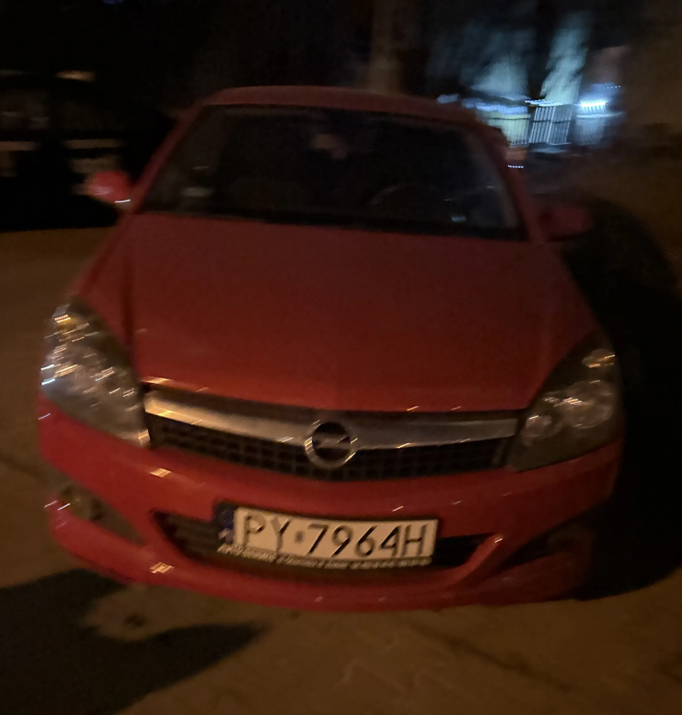 Jezdzi jak wariat po osiedlu Kopernik w Poznaniu i zagraza bezpieczenstwu