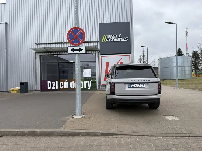 ETC Swarzędz. Ślepy mistrz parkowania