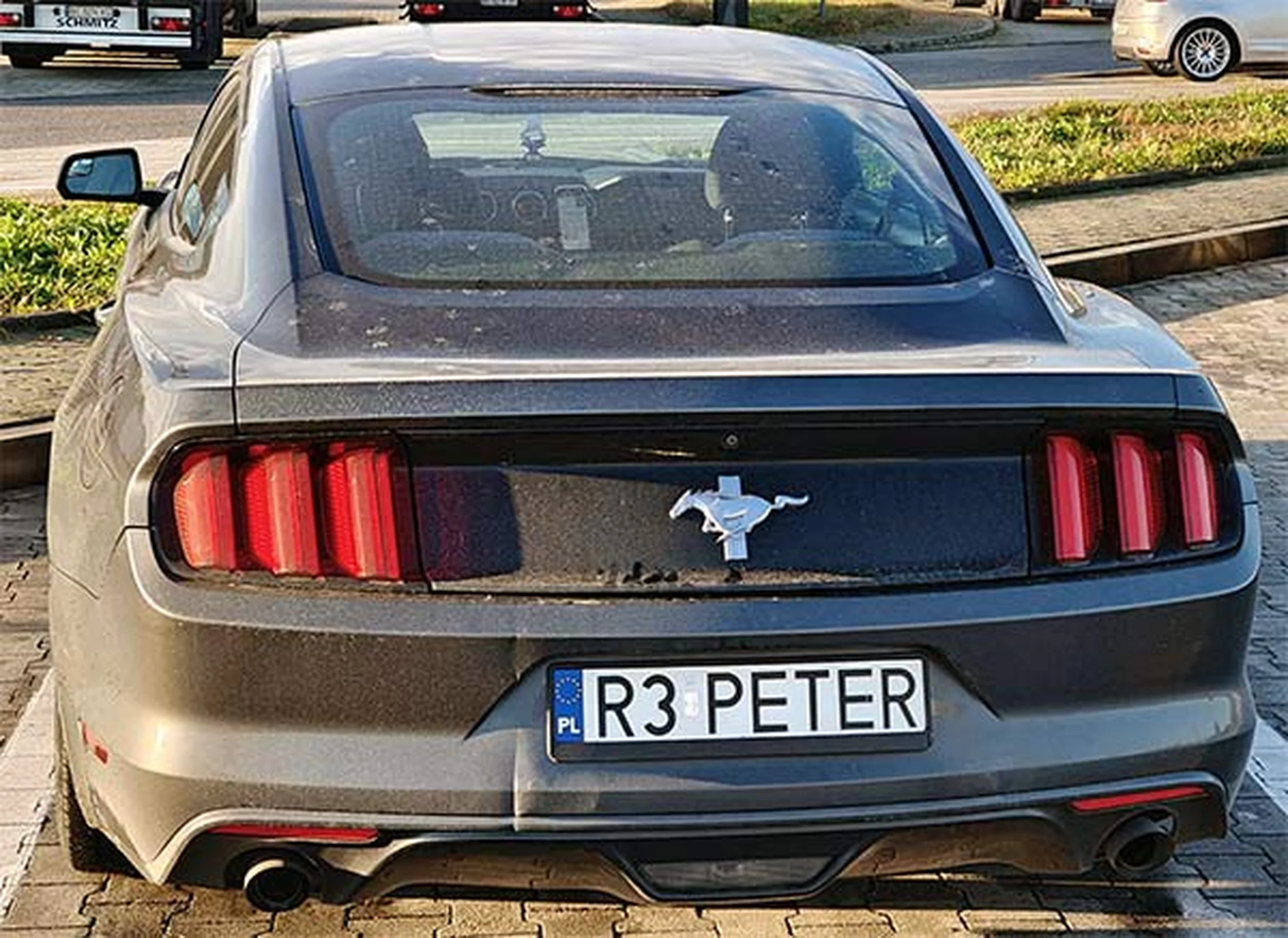 Fajny numer, blacha R3 PETER