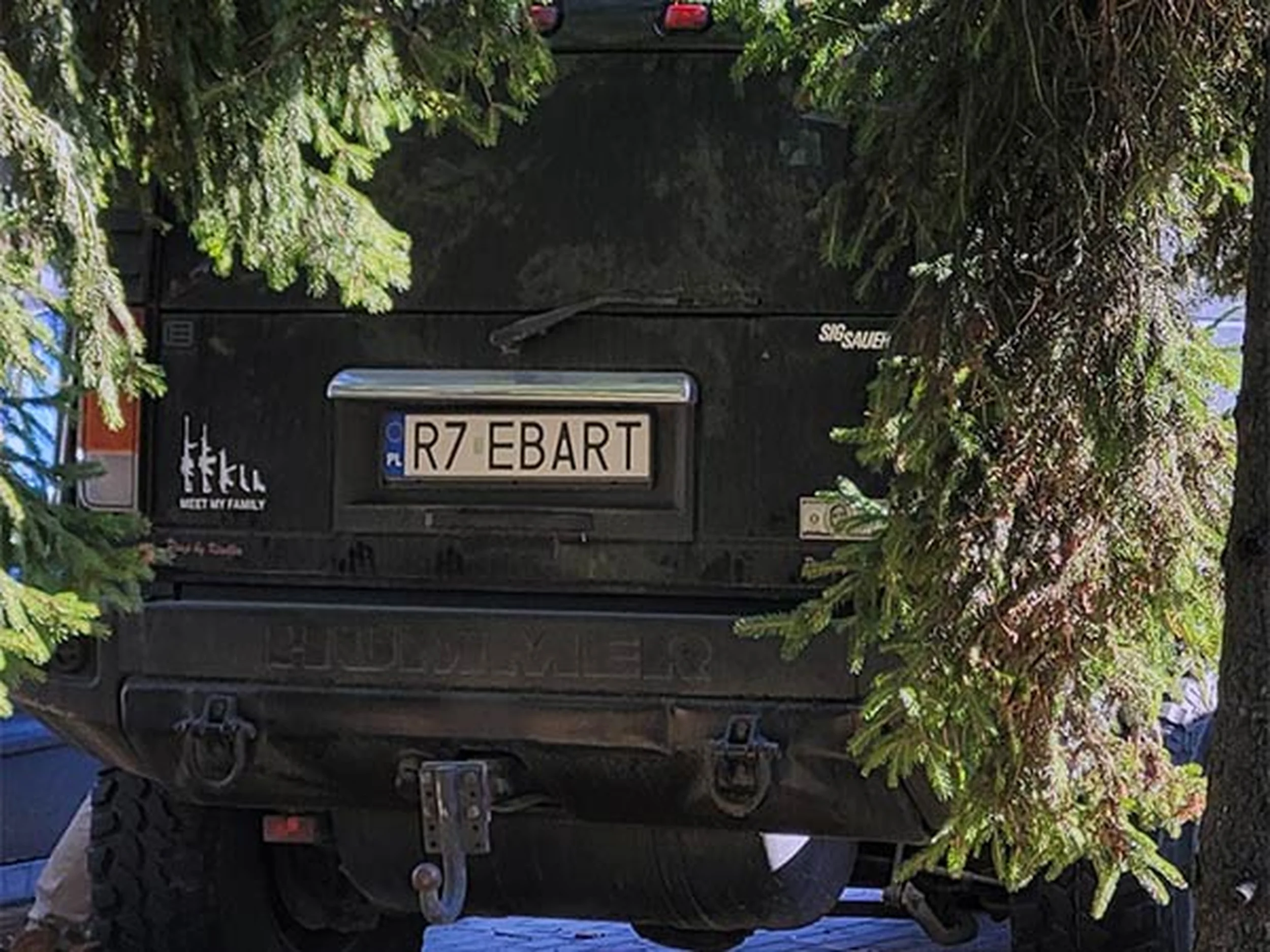 Fajny numer, blacha R7 EBART