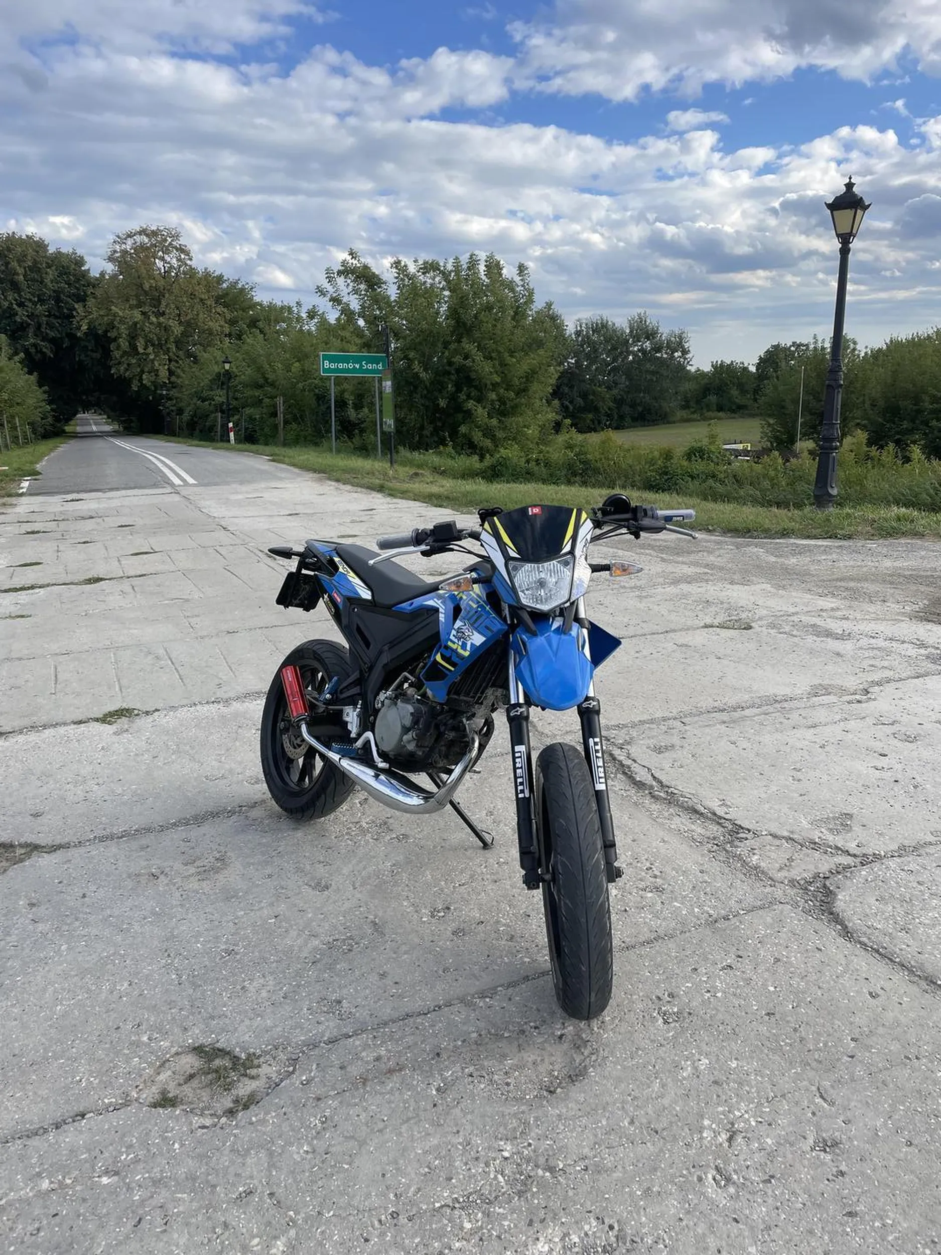 Maszyna była dobra . Bardziej się darła niż jechała. Stary właściciel ig: stepien_255 :-)