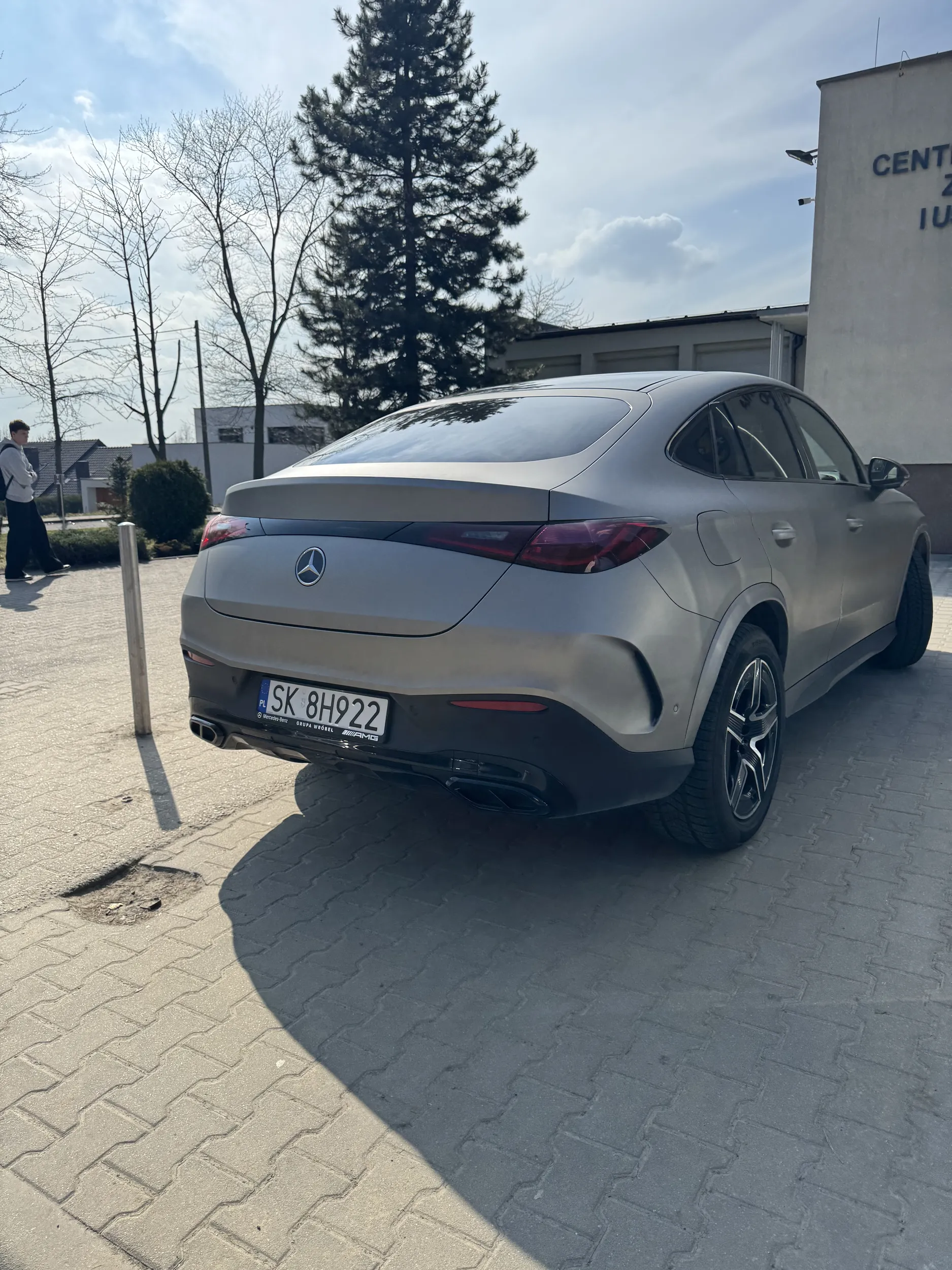 nauczycielka angielskiego ! staje na miejscu niewyznaczonym do parkowania