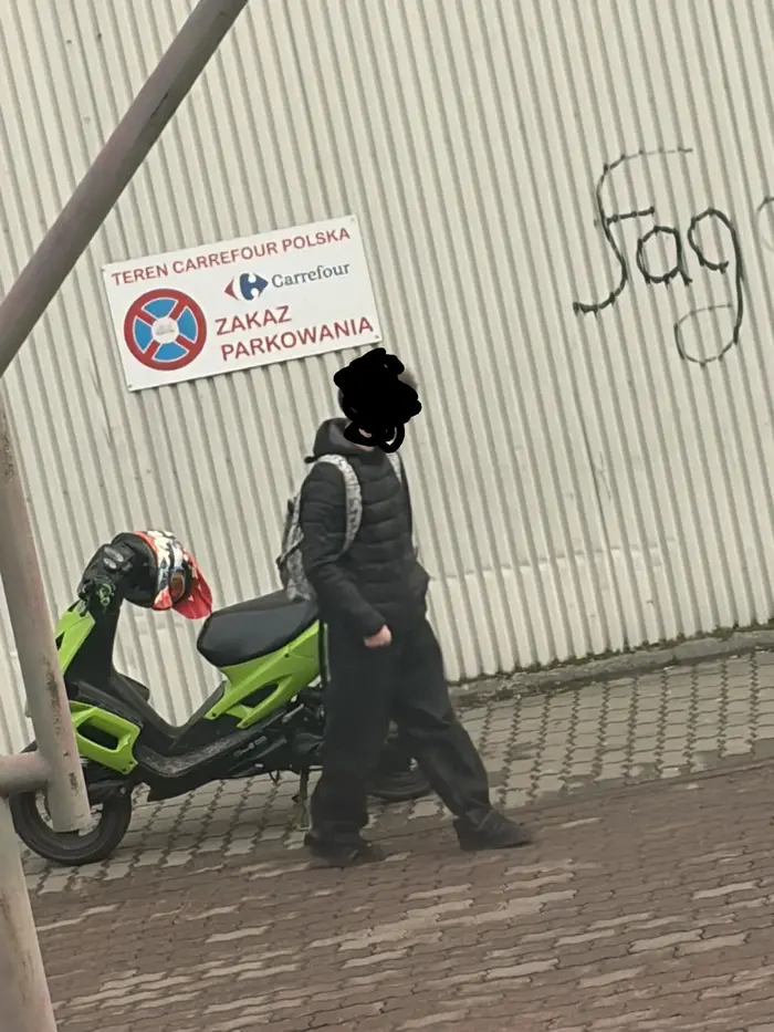 Parkuje na zakazie i wyzywa ludzi od cwaniaków