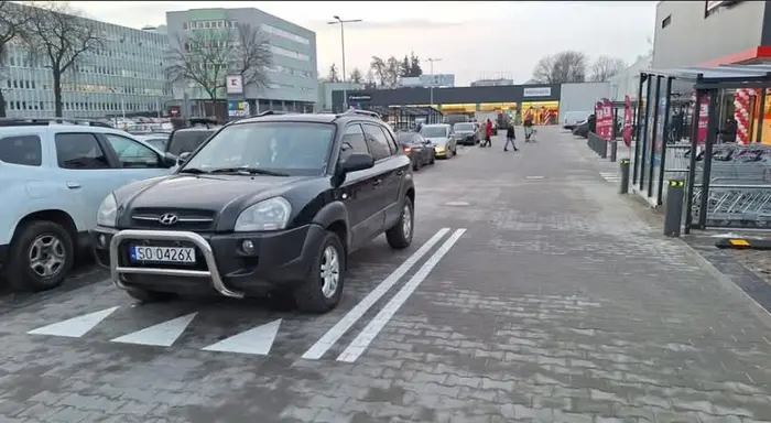 Takie tam miejsce parkingowe...