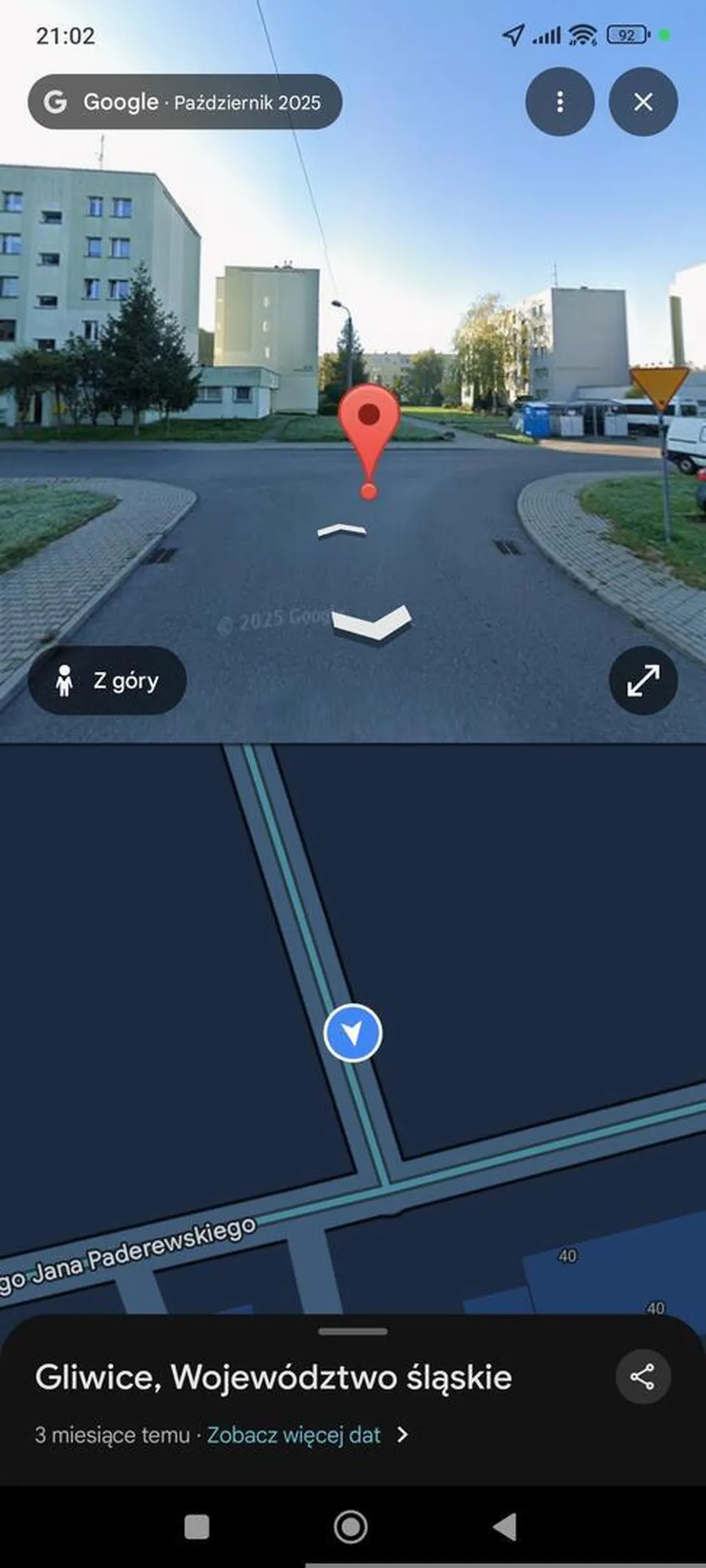To miejsce z którego wyjeżdżał: https://maps.app.goo.gl/Y4ebUDix99z7yS9h6