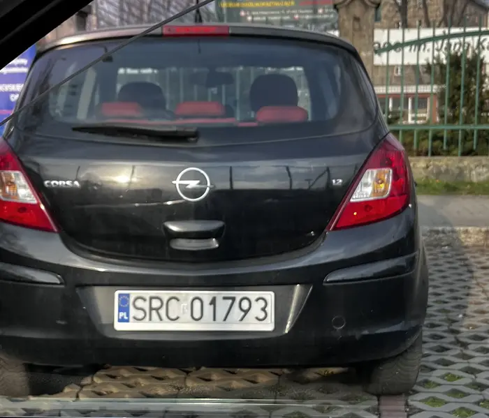 Parkuj tak żeby dało się wyjechać