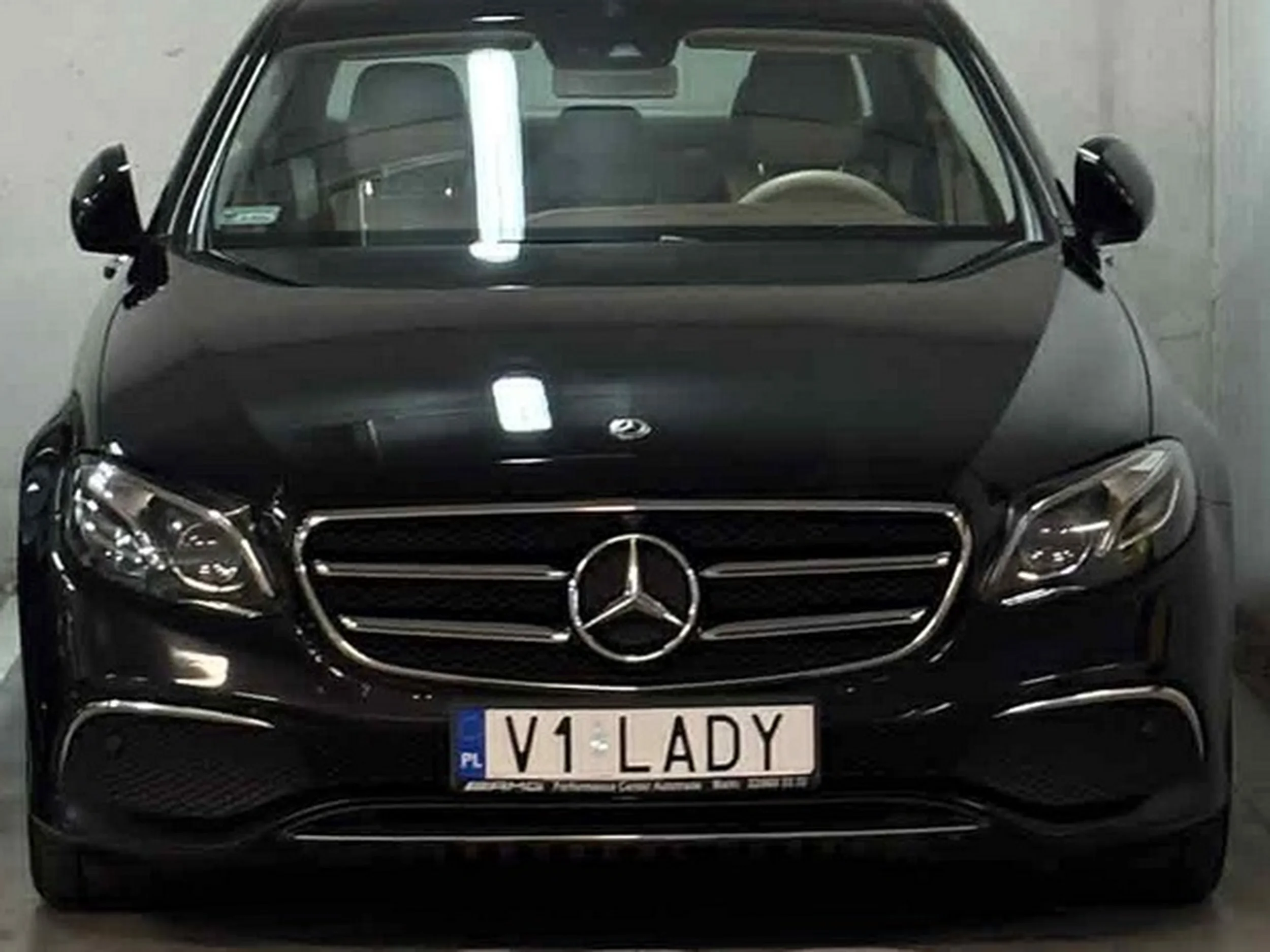 Fajny numer, blacha V1 LADY