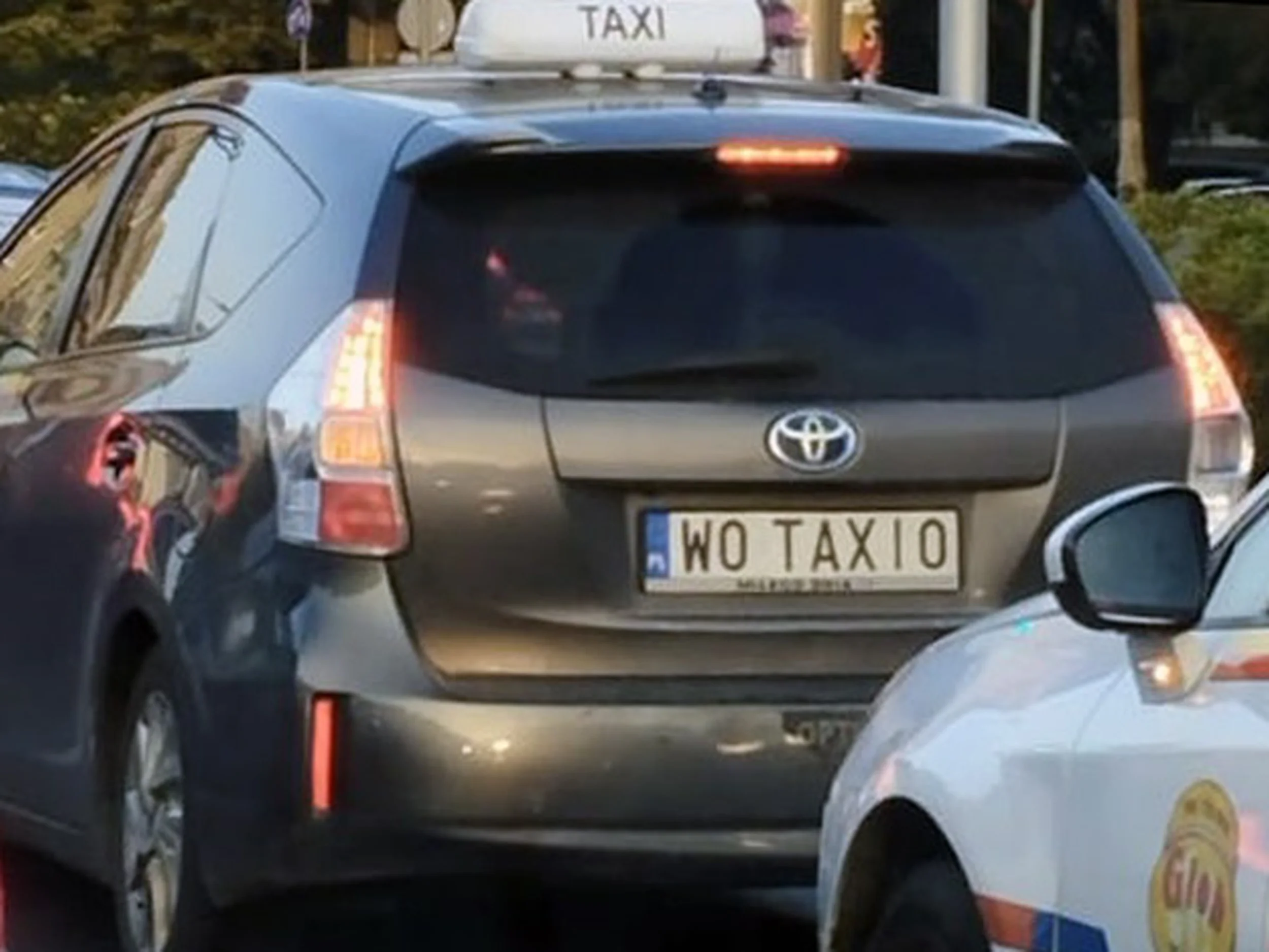 Fajny numer, blacha W0 TAXI0