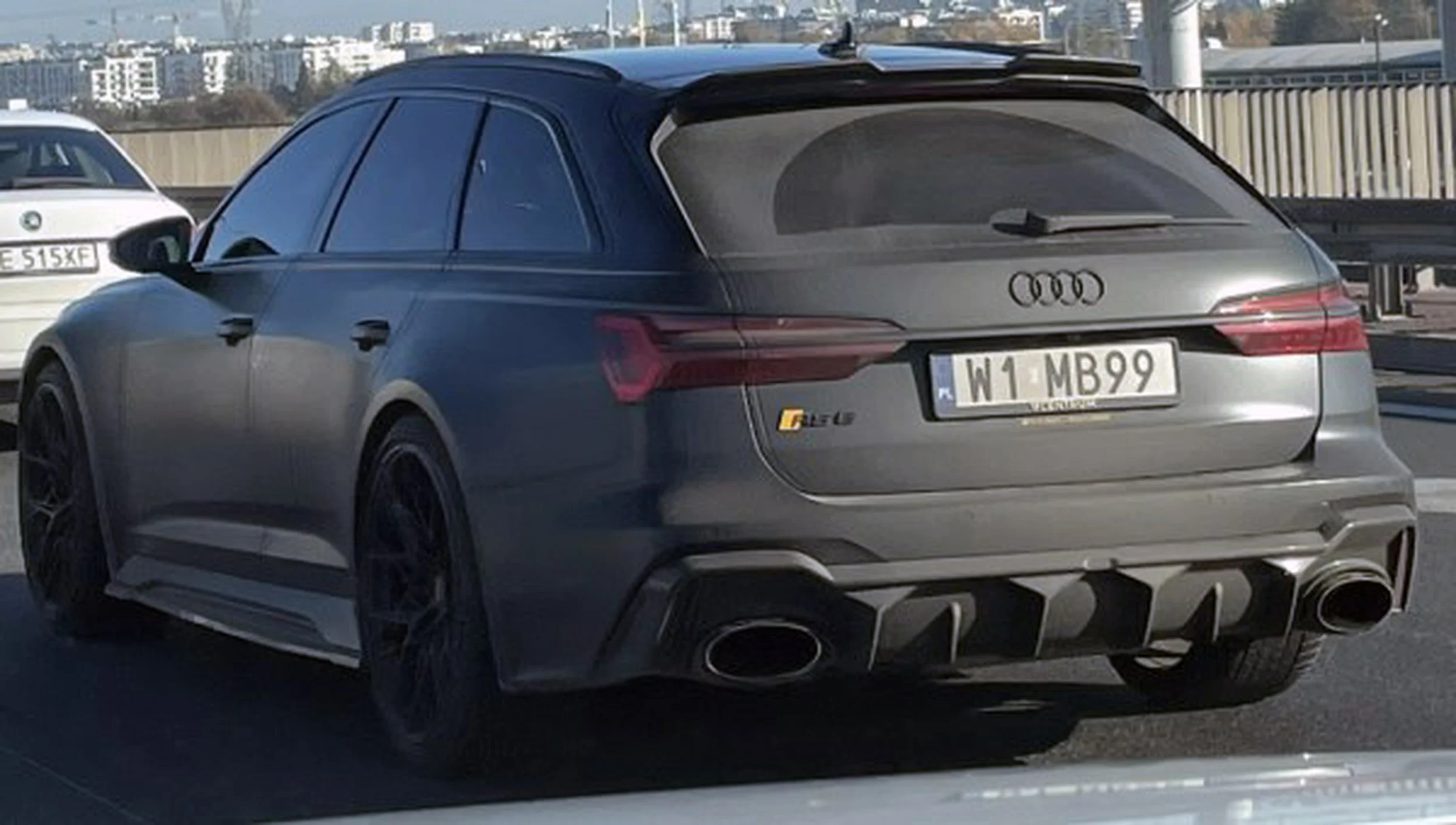 Fajny numer, blacha W1 MB99