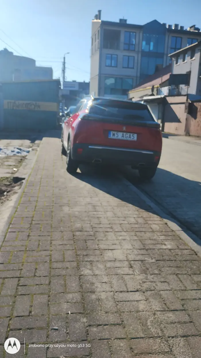 Nie umie parkować nie można przejść