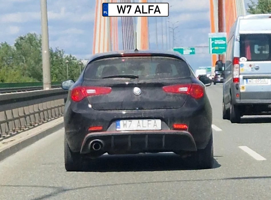 W7 ALFA - numer rejestracyjny