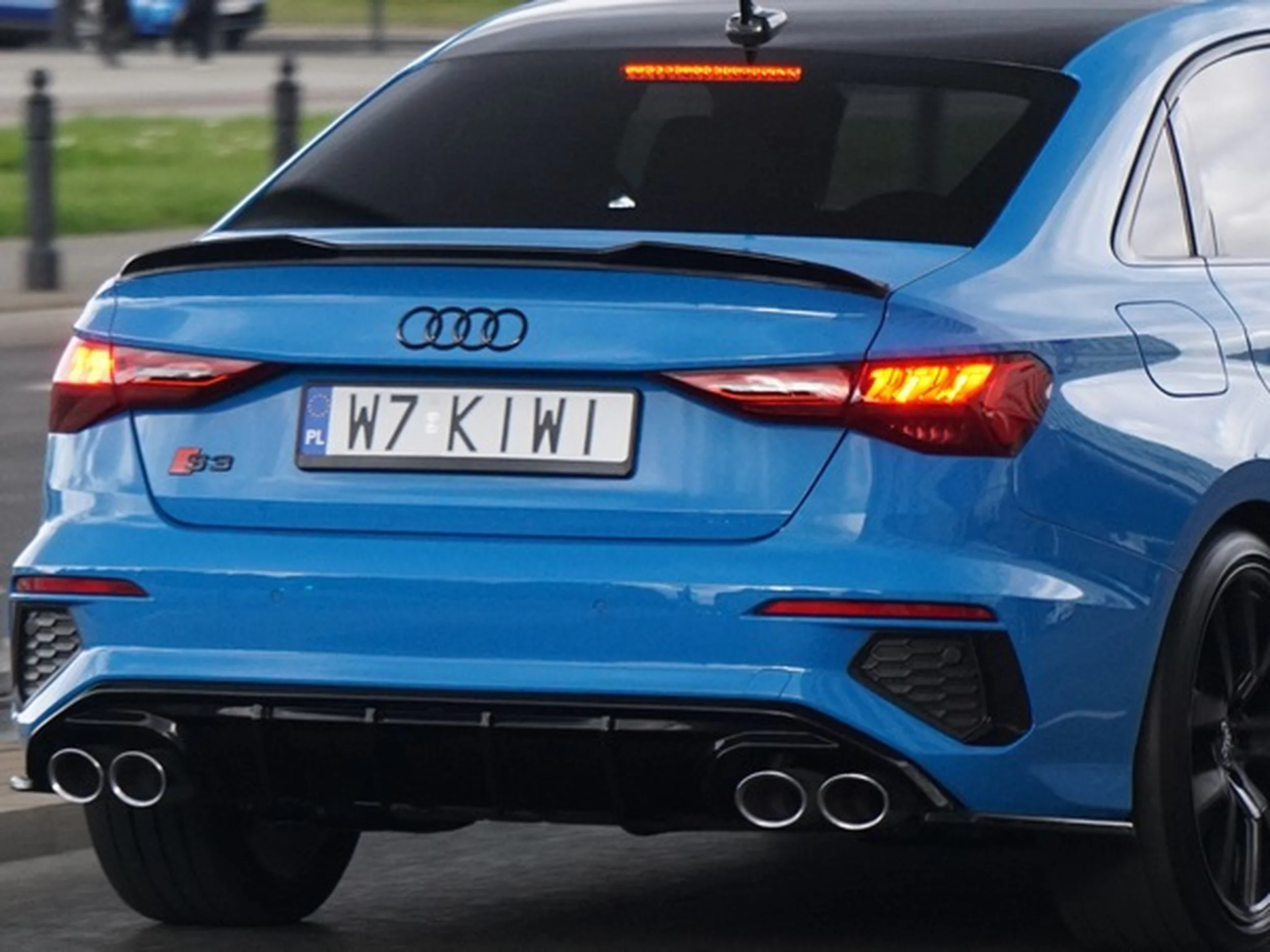 Fajny numer, blacha W7 KIWI