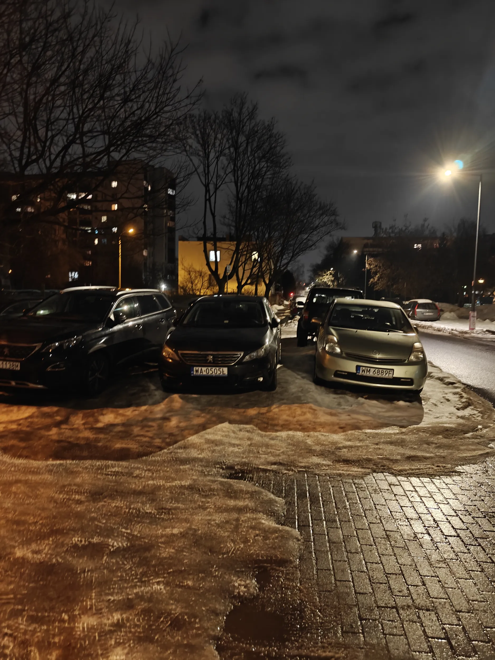 Parkowanie na chodniku