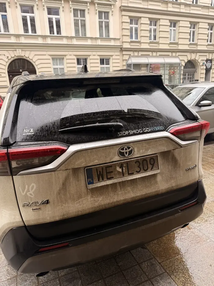 a potem się dziwicie władzom miejskim, że stawiają wszędzie słupki…